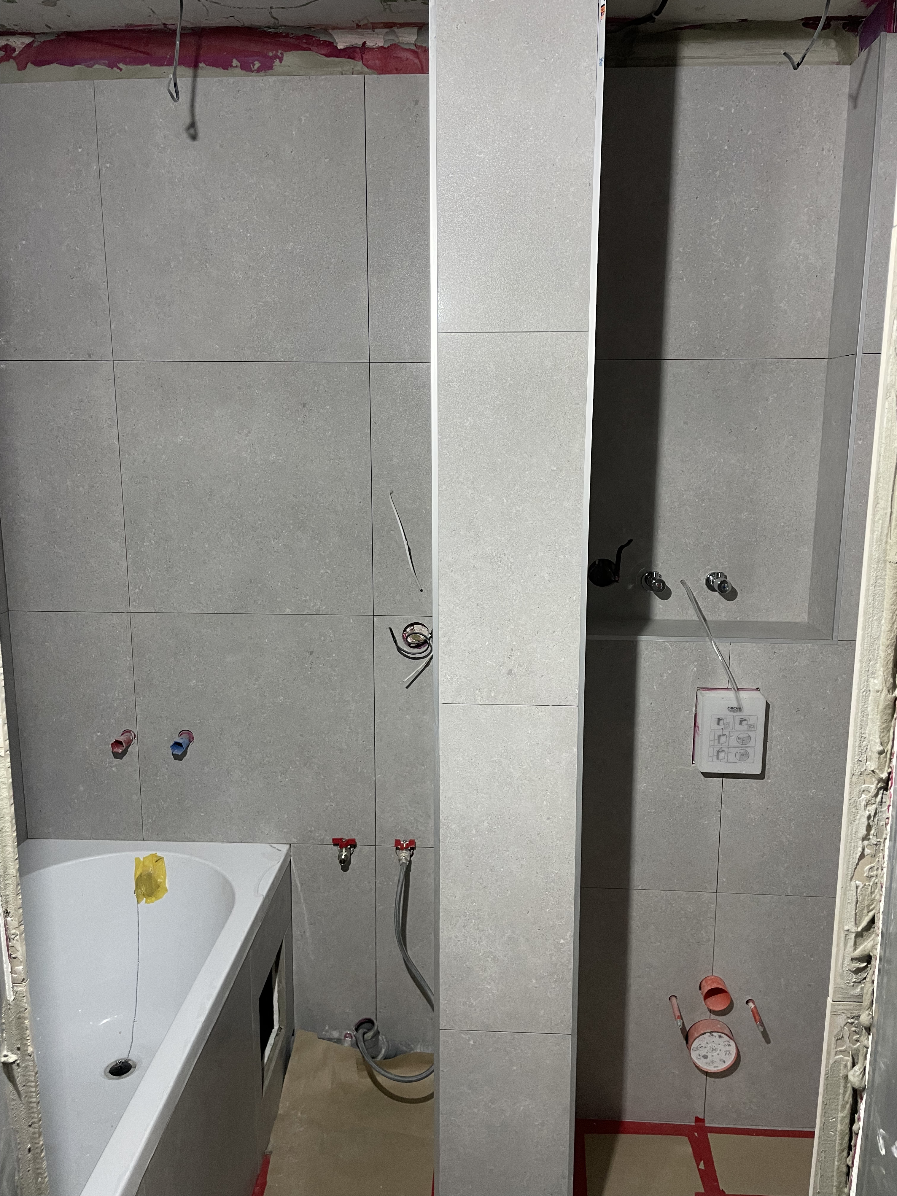 Фото Укладка плитки на стіни формату
 60*60