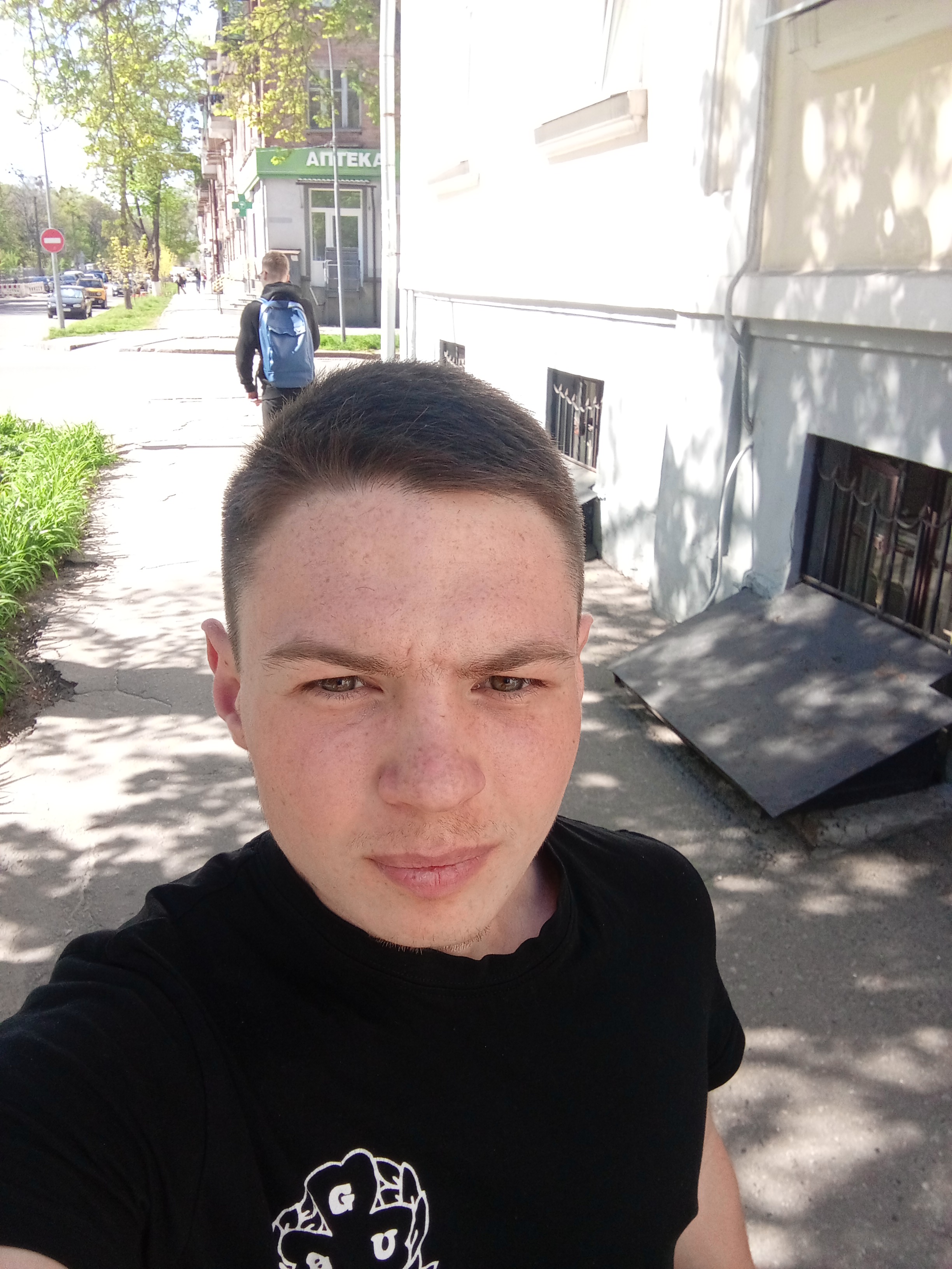 Фото Готовий працювати і вдень, і вночі 1