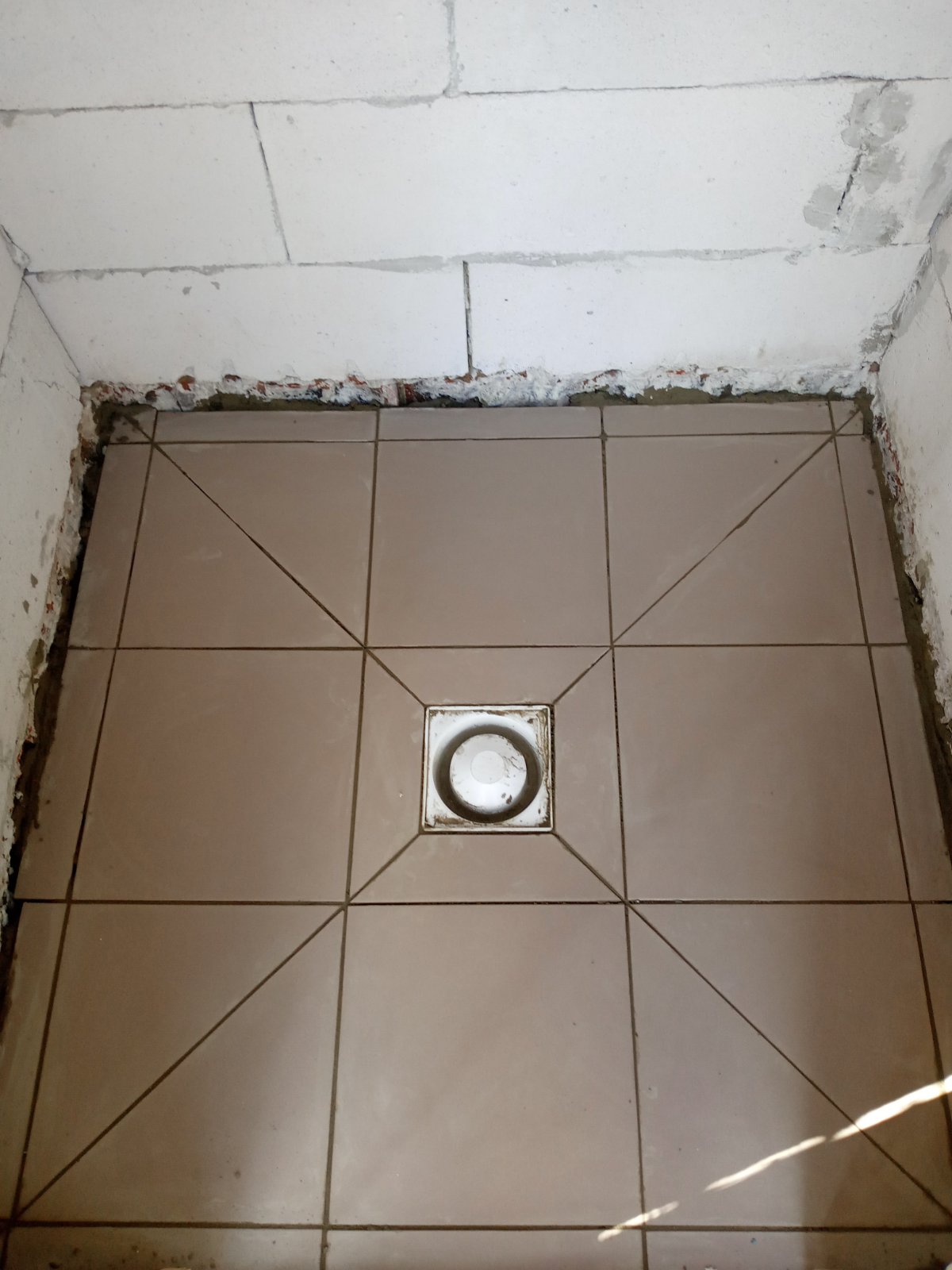 Фото Укладка плитки 3
