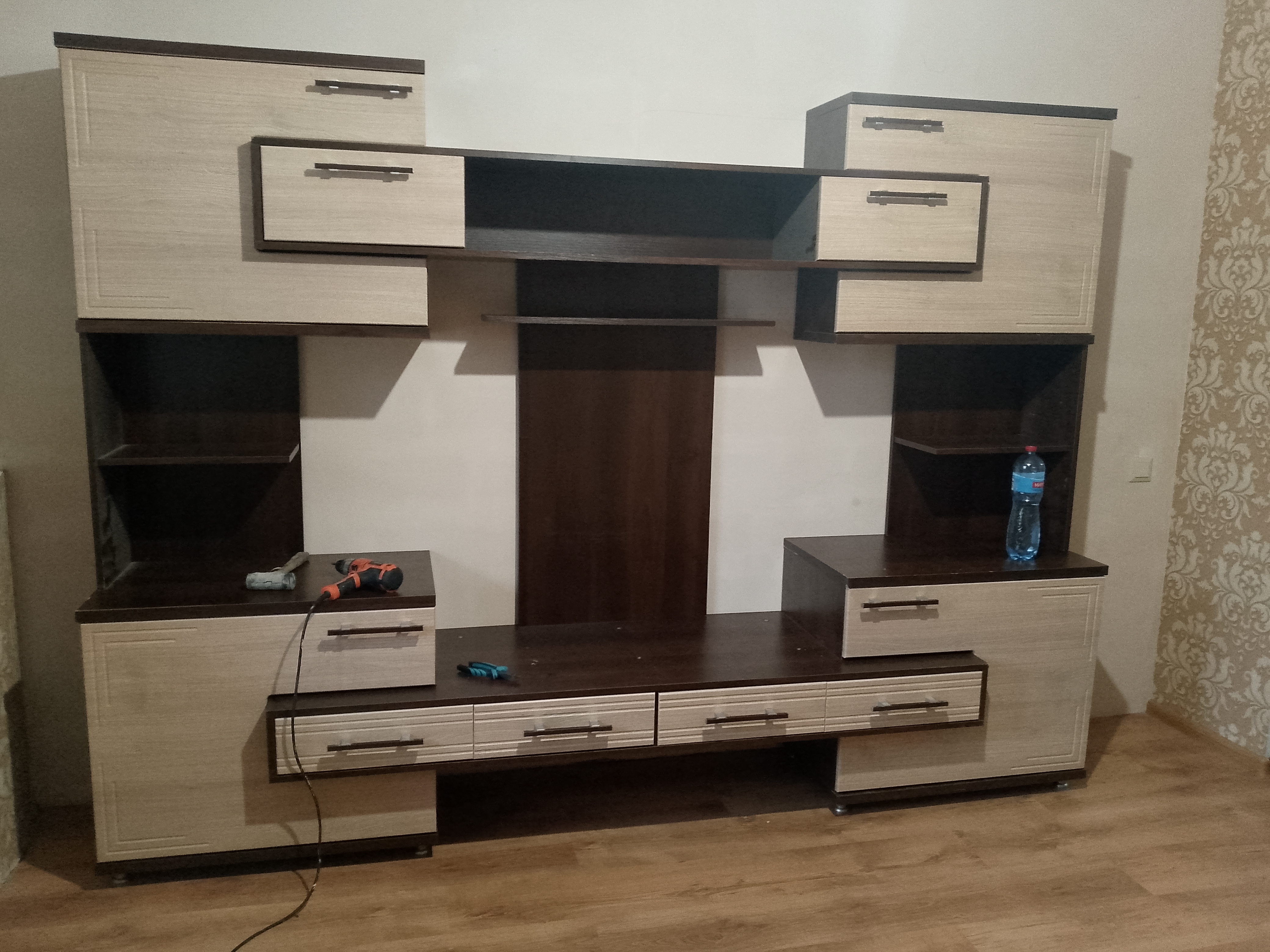 Фото Збірка меблів 