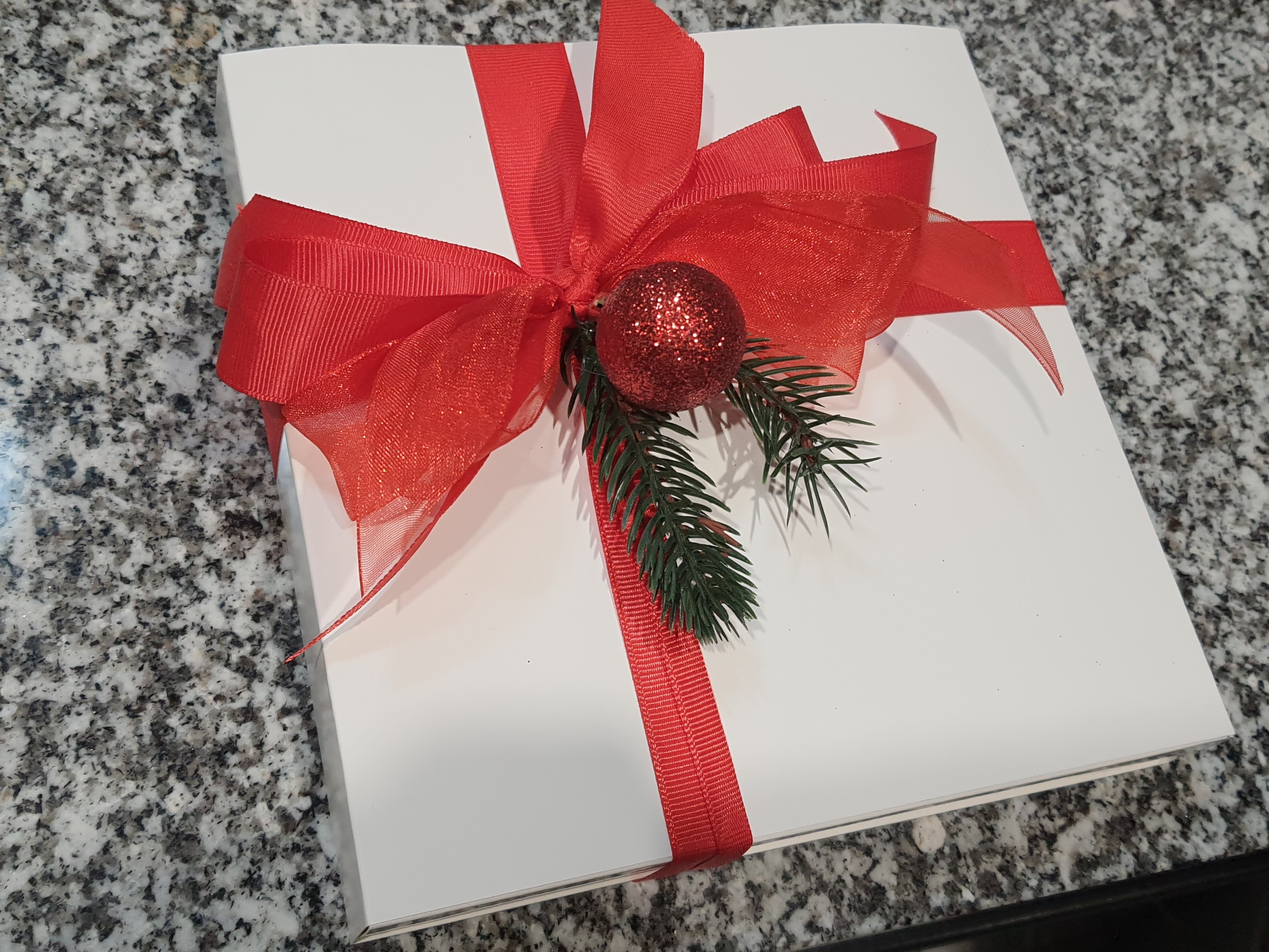 Фото Святкове новорічне пакування замовлення