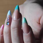 Наращивание ногтей