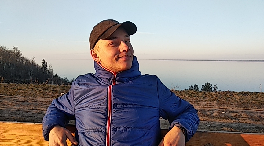 Фото Ищу работу желательно в раене Дарницкий с оплатой от 500 грн ежедневно.наличкой. 1