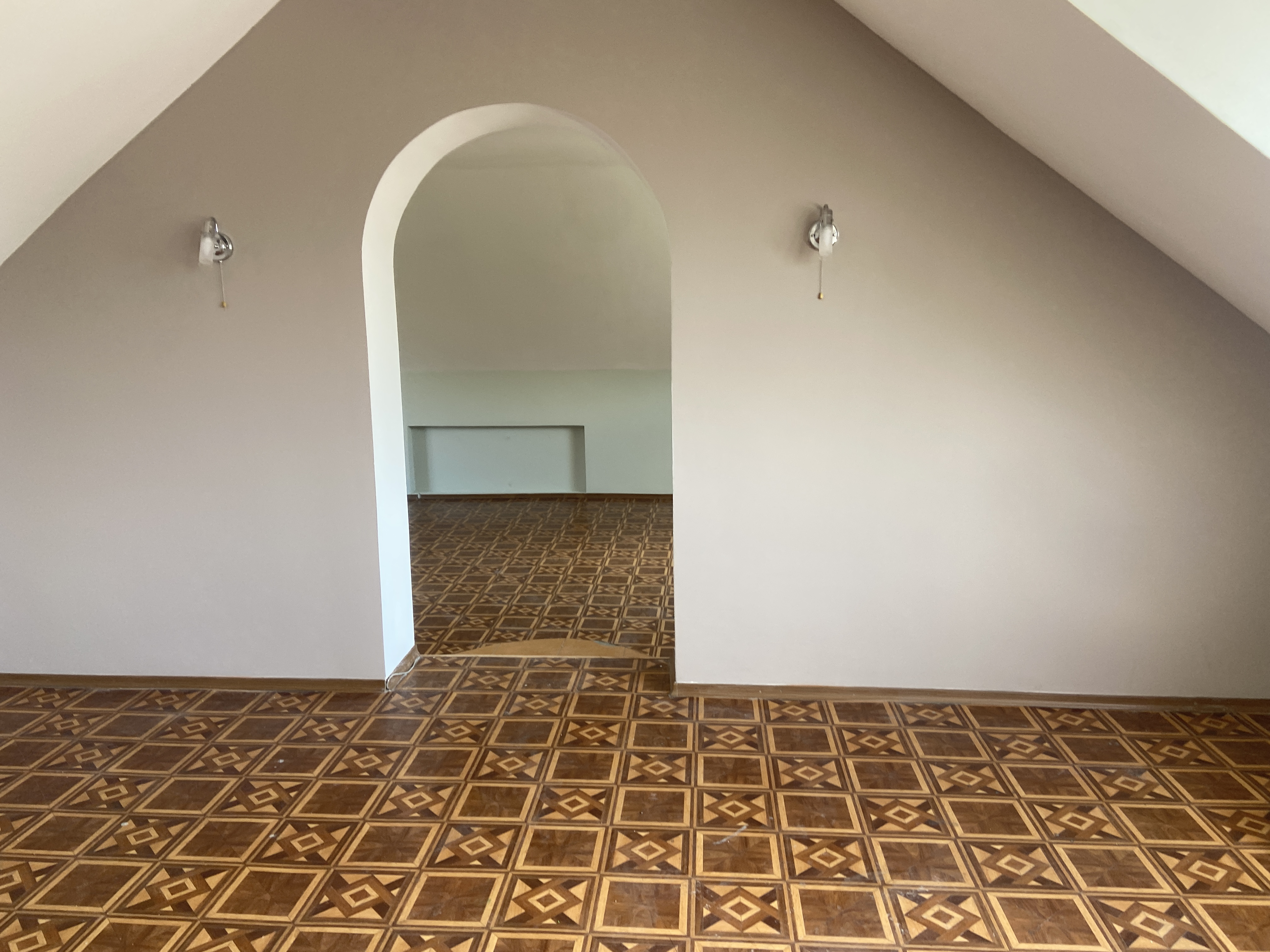 Фото малярные работы. шпаклевка,покраска.
электрика,потолки.