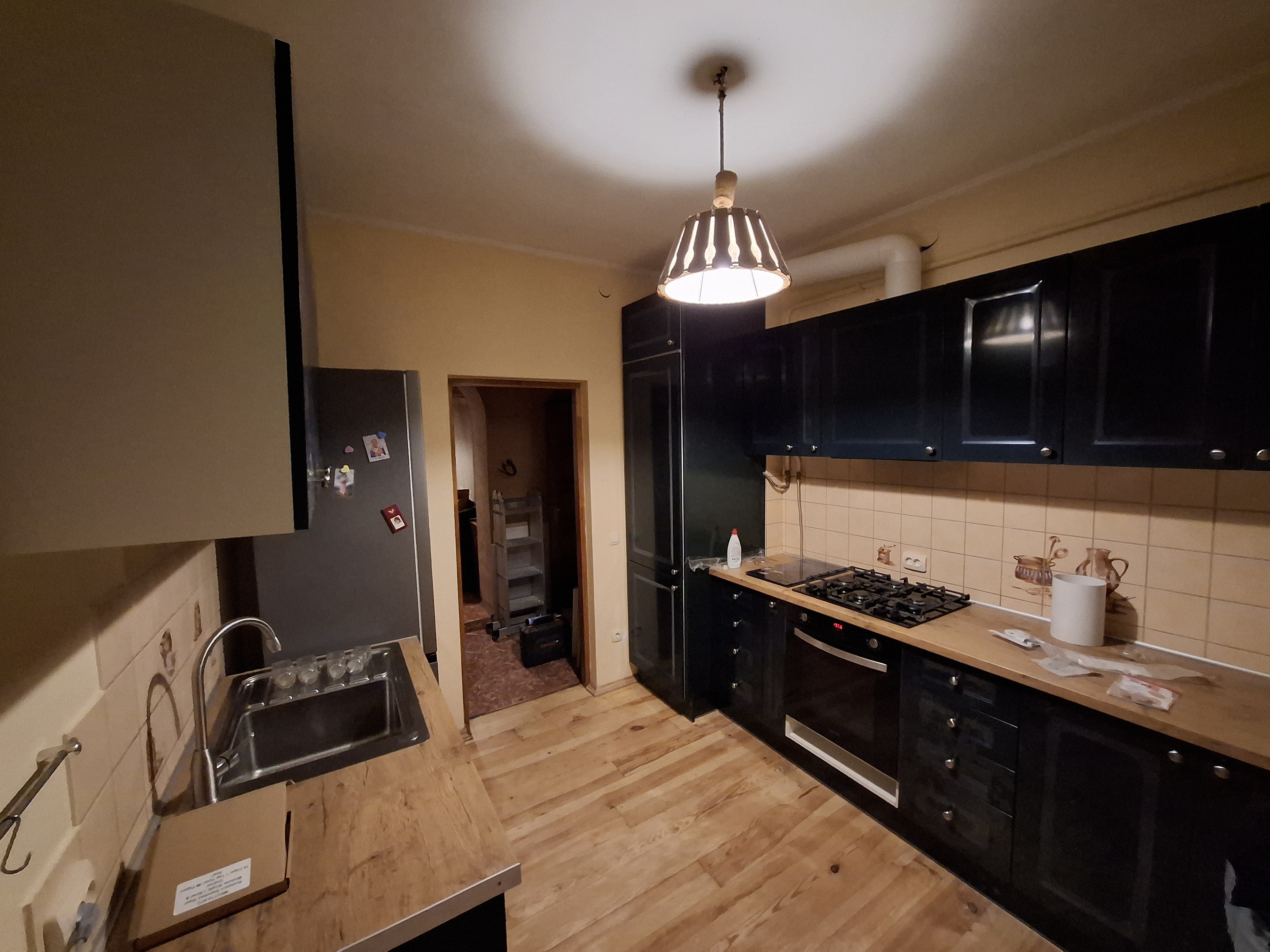 Фото збірка кухні