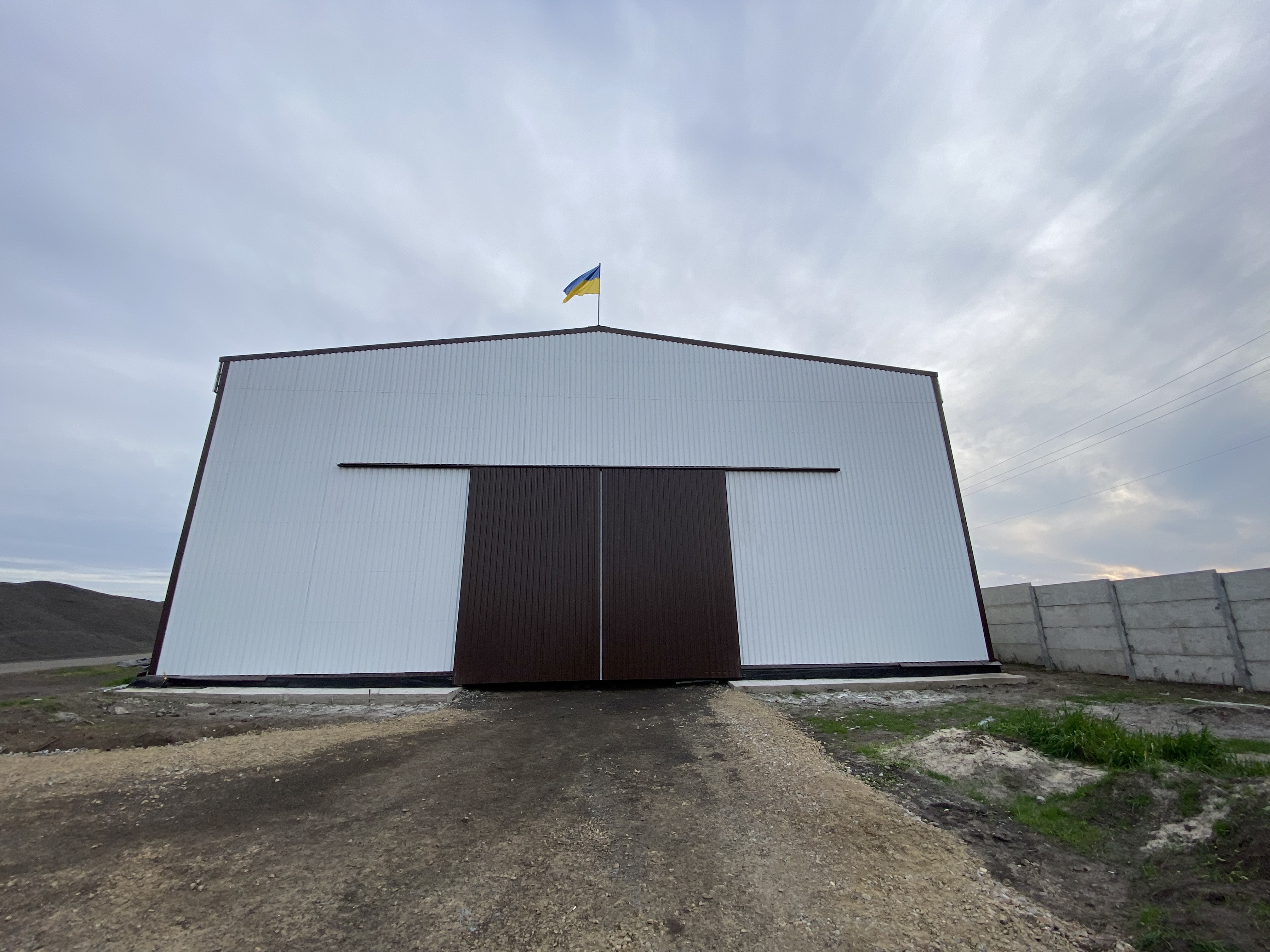 Фото Будівництво ангарів . 1500 м.кВ. ~ 30 днів 