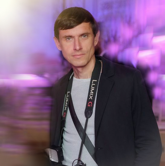 Фото Я Олександр - фотограф, відеооператор, режисер монтажу, продюсер, організатор фотосесій та відеозйомок у Києві