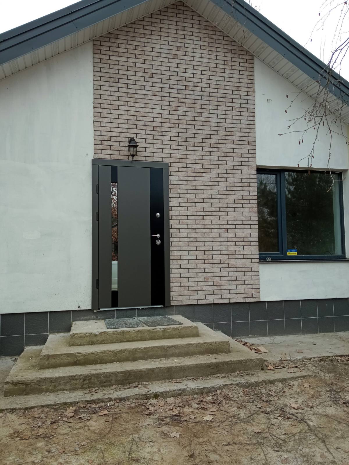 Фото Безкоштовний монтаж Вхідних дверей під ключ! Двері вхідні. Склад 5