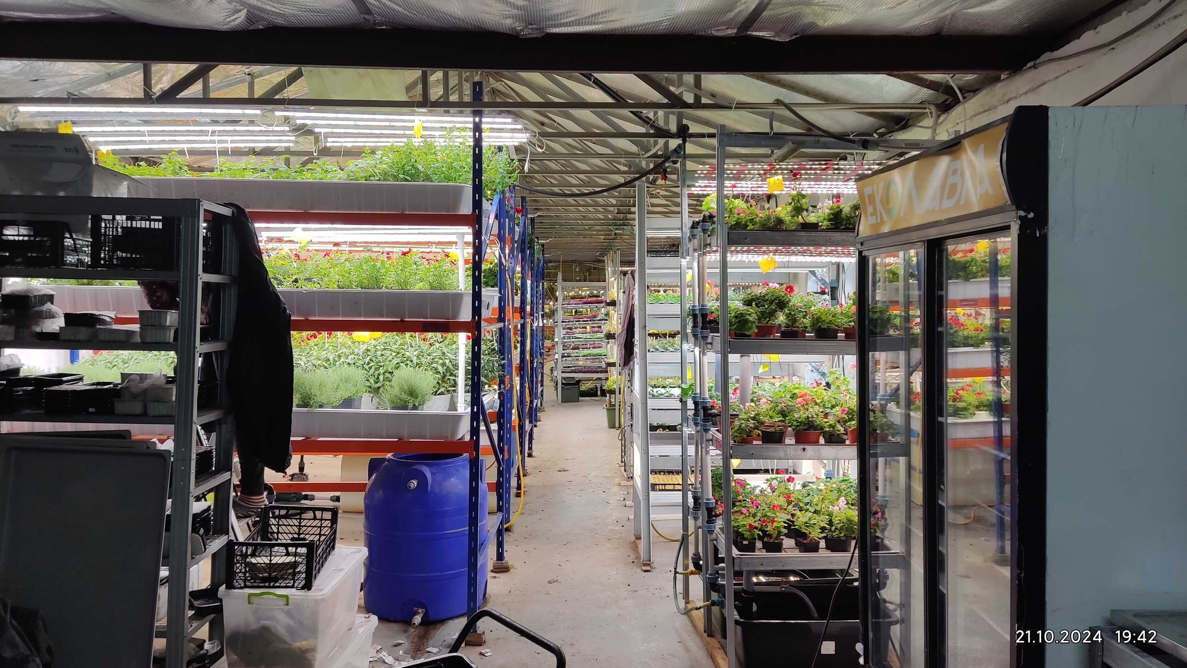 Фото Збирання стелажів, меблів.