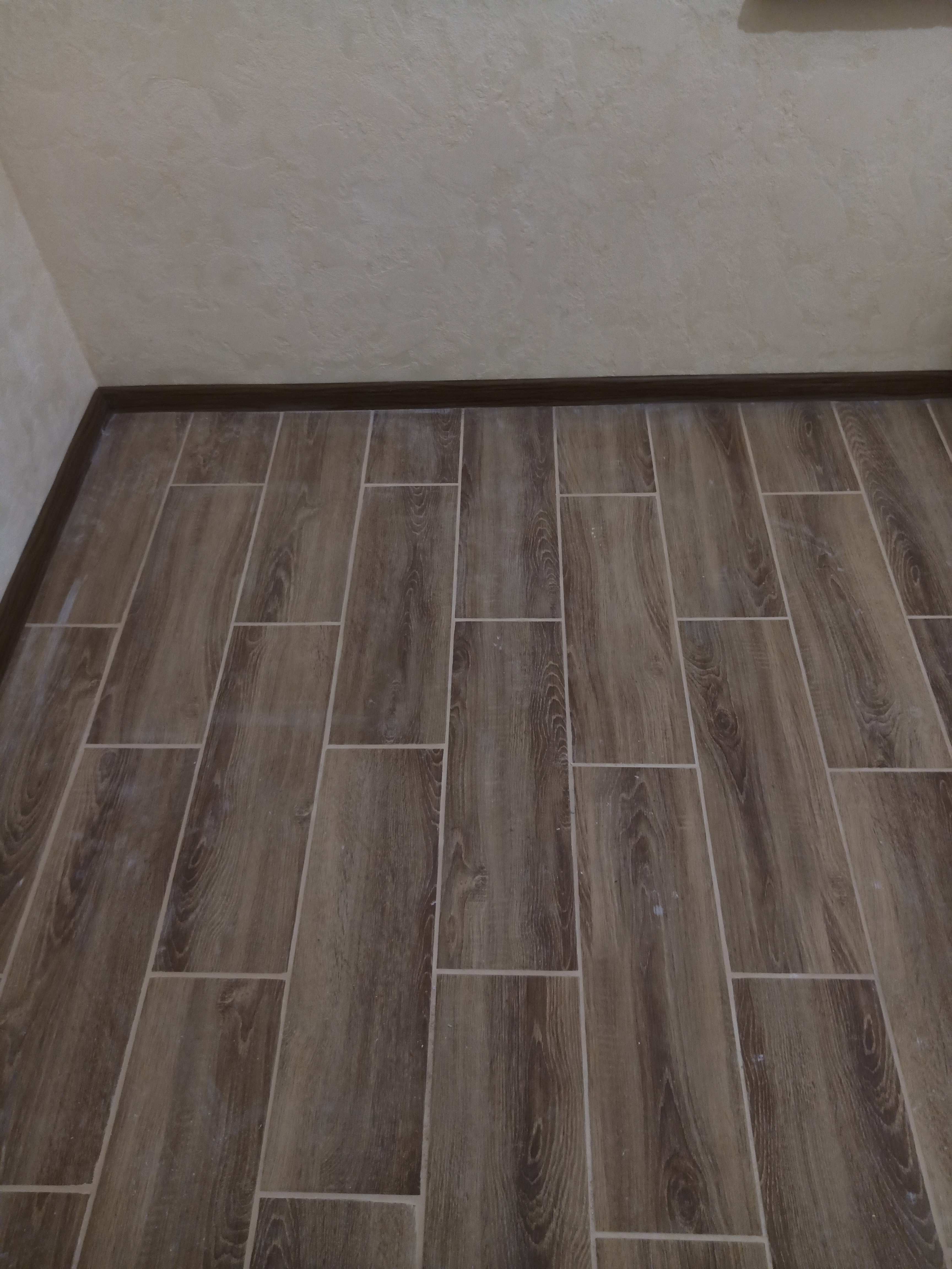 Фото Кухня,пiдлога плитка.