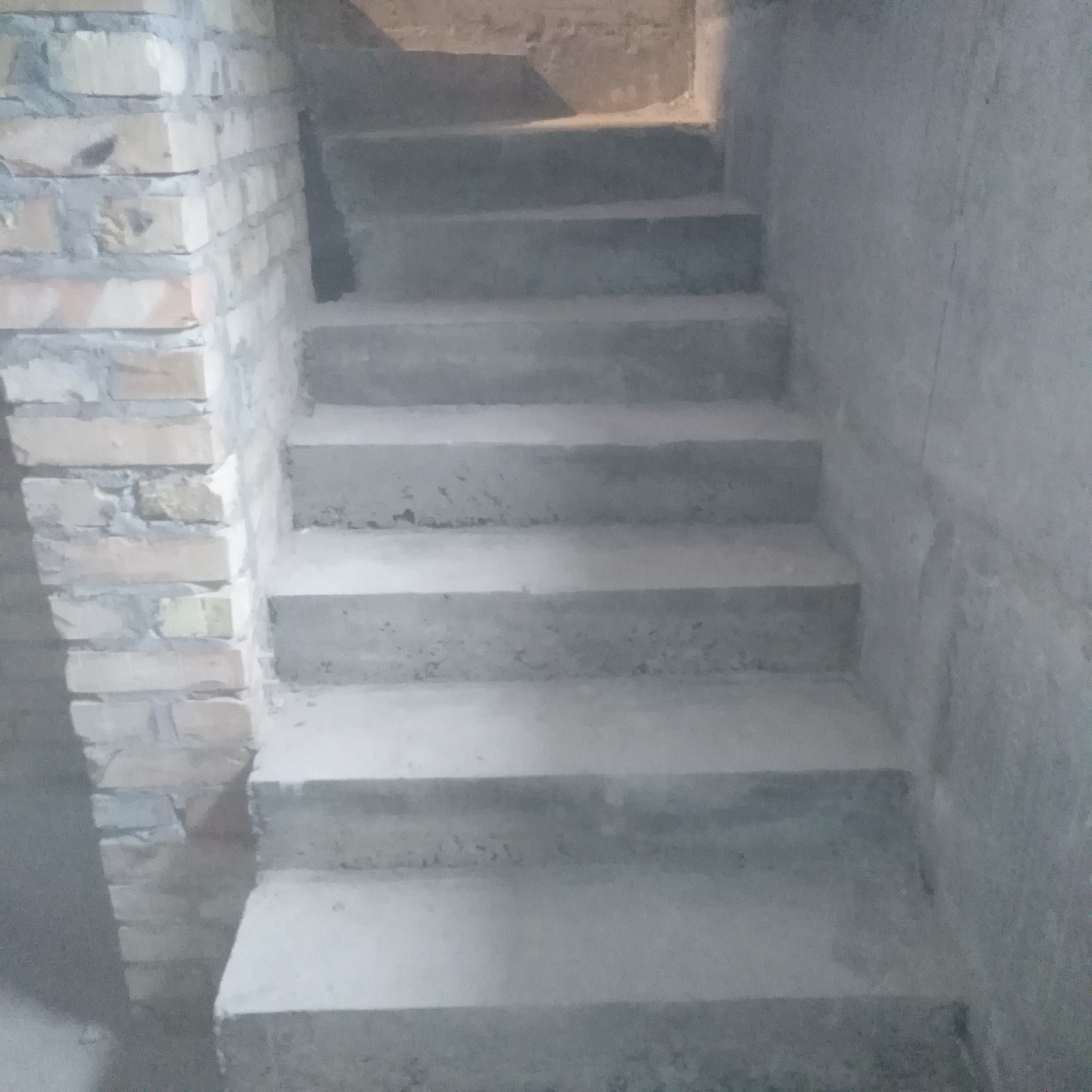 Фото Бетонние лестнице 
