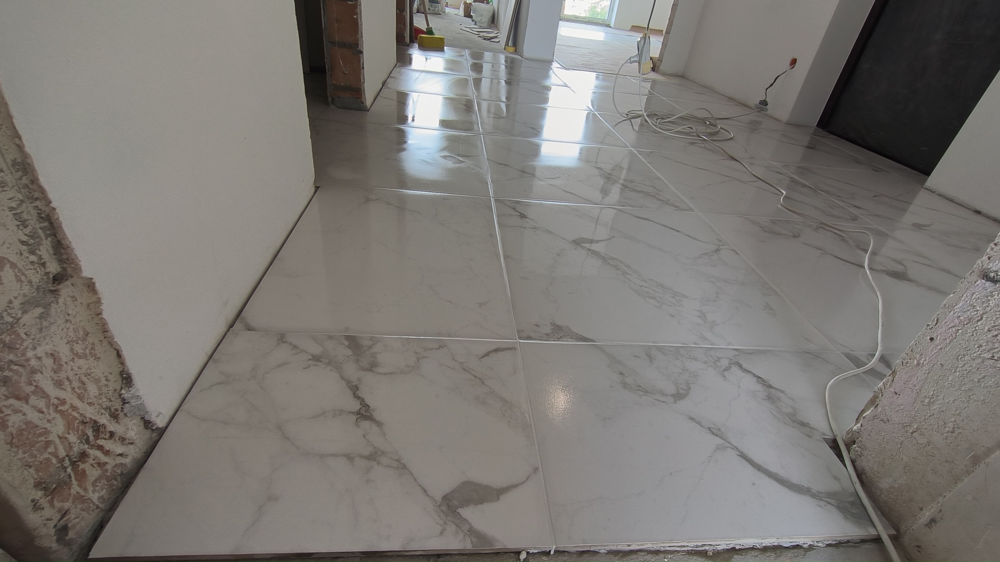 Фото Укладання плитки любої складності 