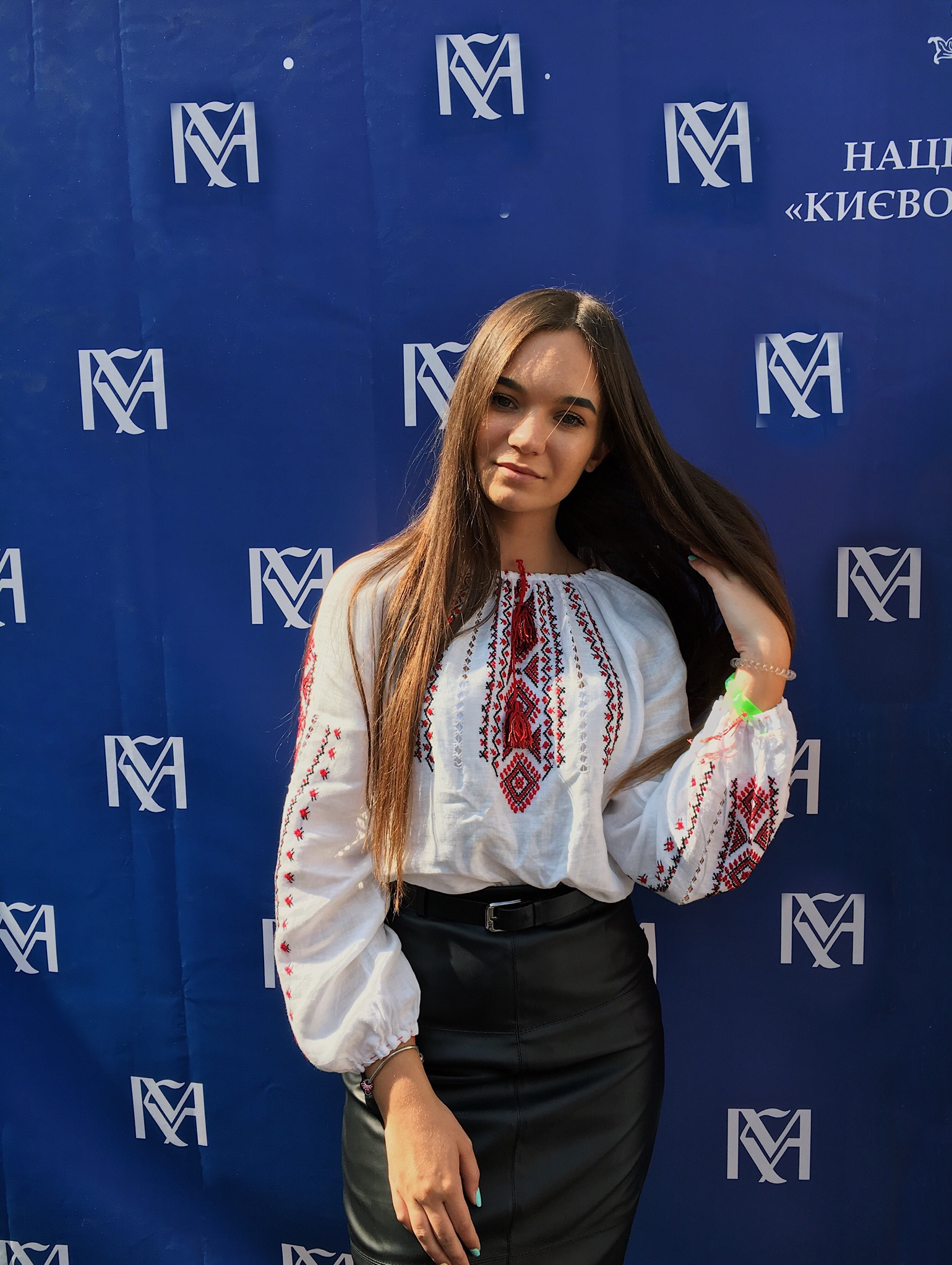 Фото Репетитор украинского языка, помогу с домашним заданием 1
