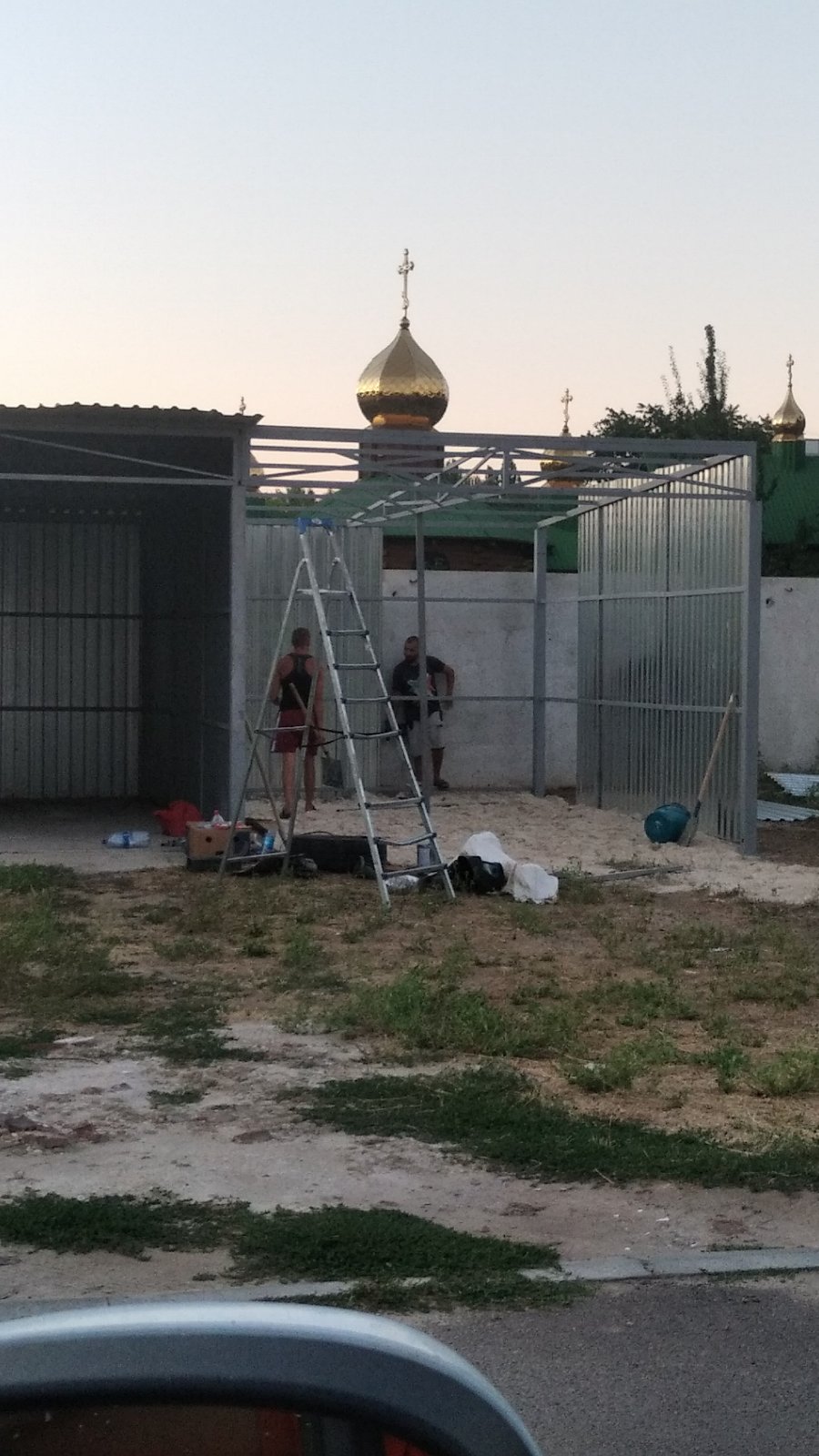 Фото Строительство гаражей 
заливка бетона росчети материалов зачистка территории.