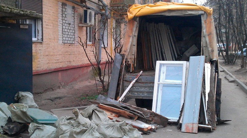 Фото Вывоз строительного мусора, НЕДОРОГО Вивоз хлама, старой мебели сміття 1