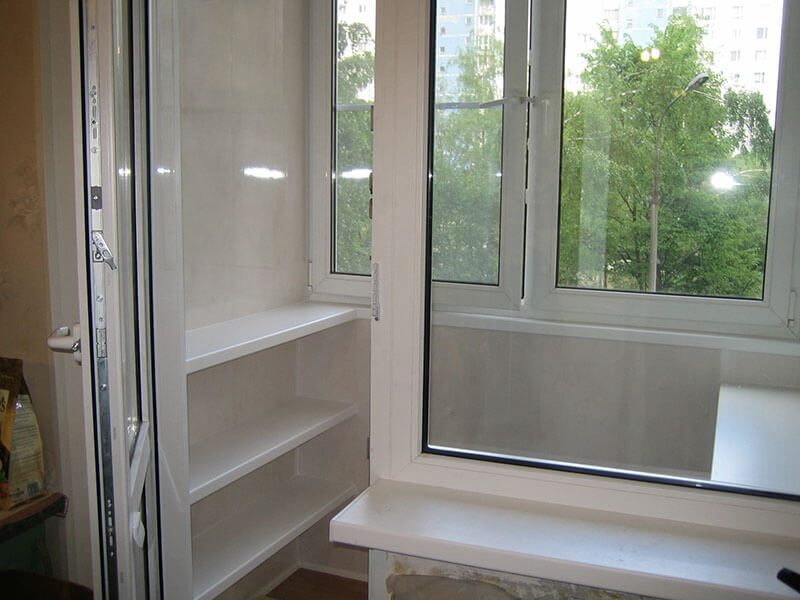 Фото Выход на балкон