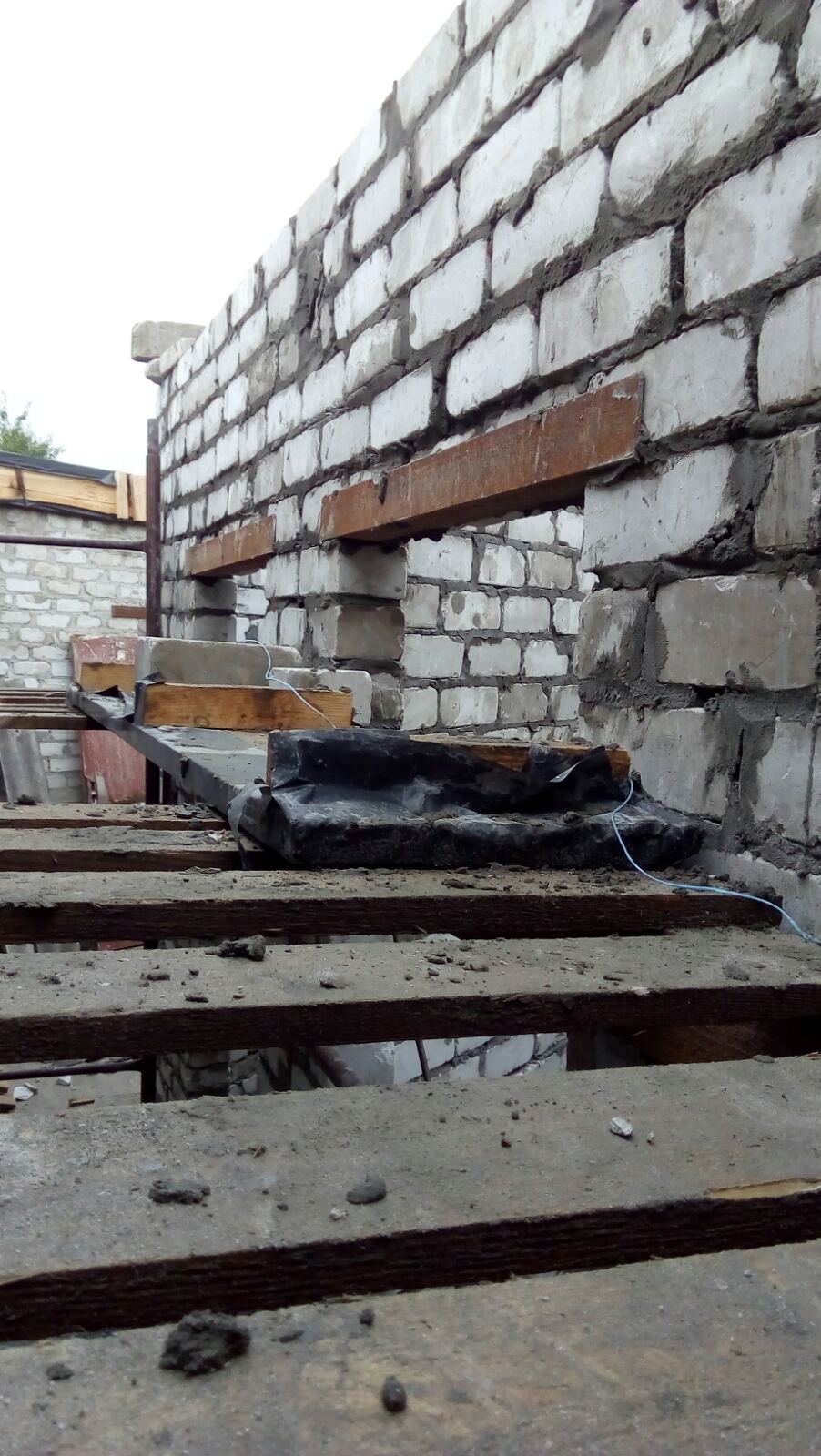 Фото Кладка стін і перегородок з цегли