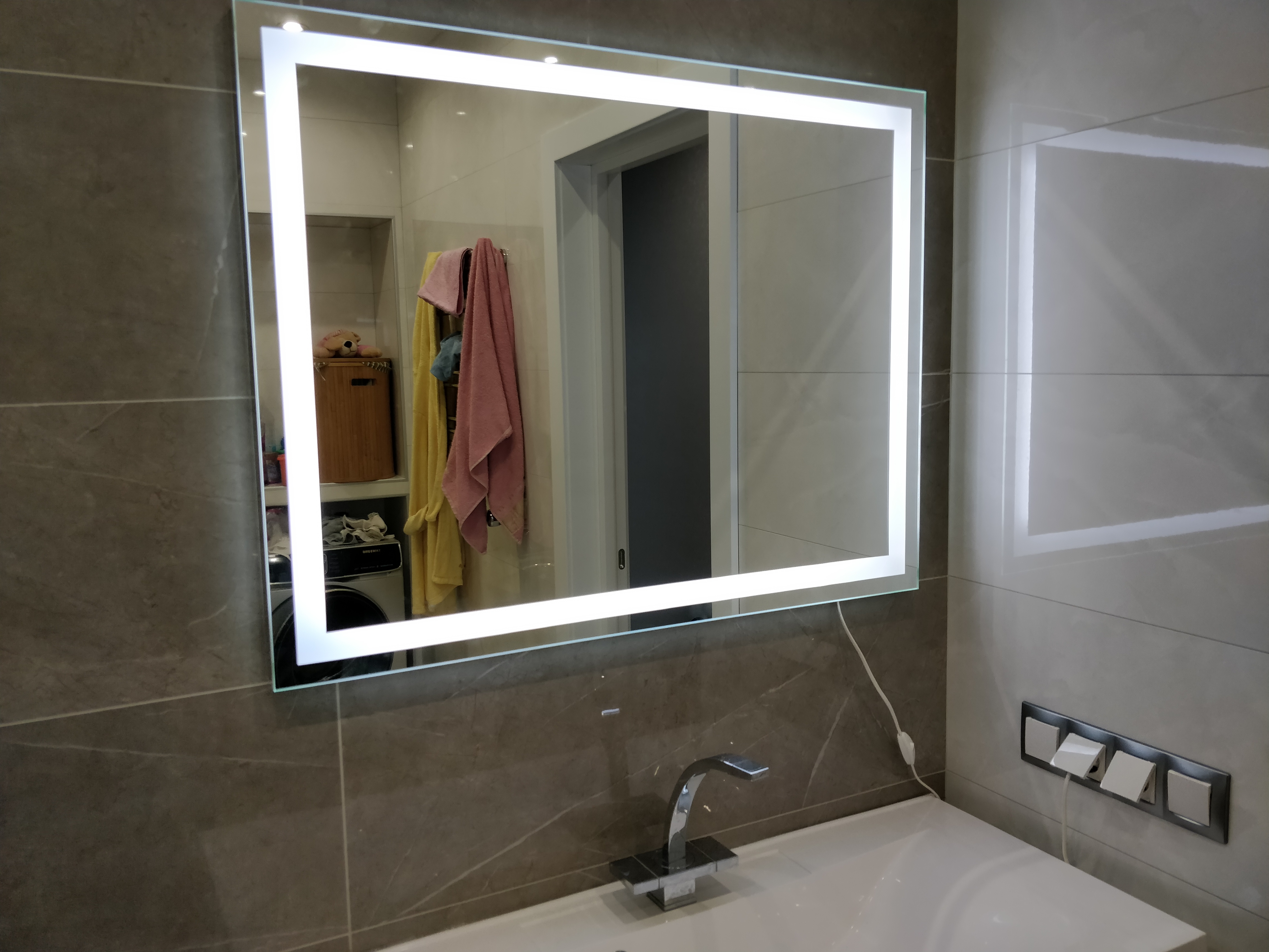 Фото Зеркала с LED Подсветкой 3