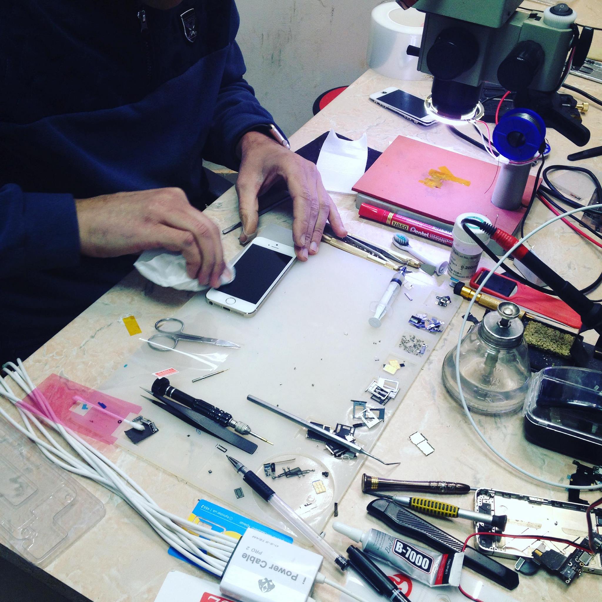 Фото Вот так проходит замена экрана на IPhone 5s 😇 плюс защитное стекло в подарок #ремонтайфон #service #servicelab