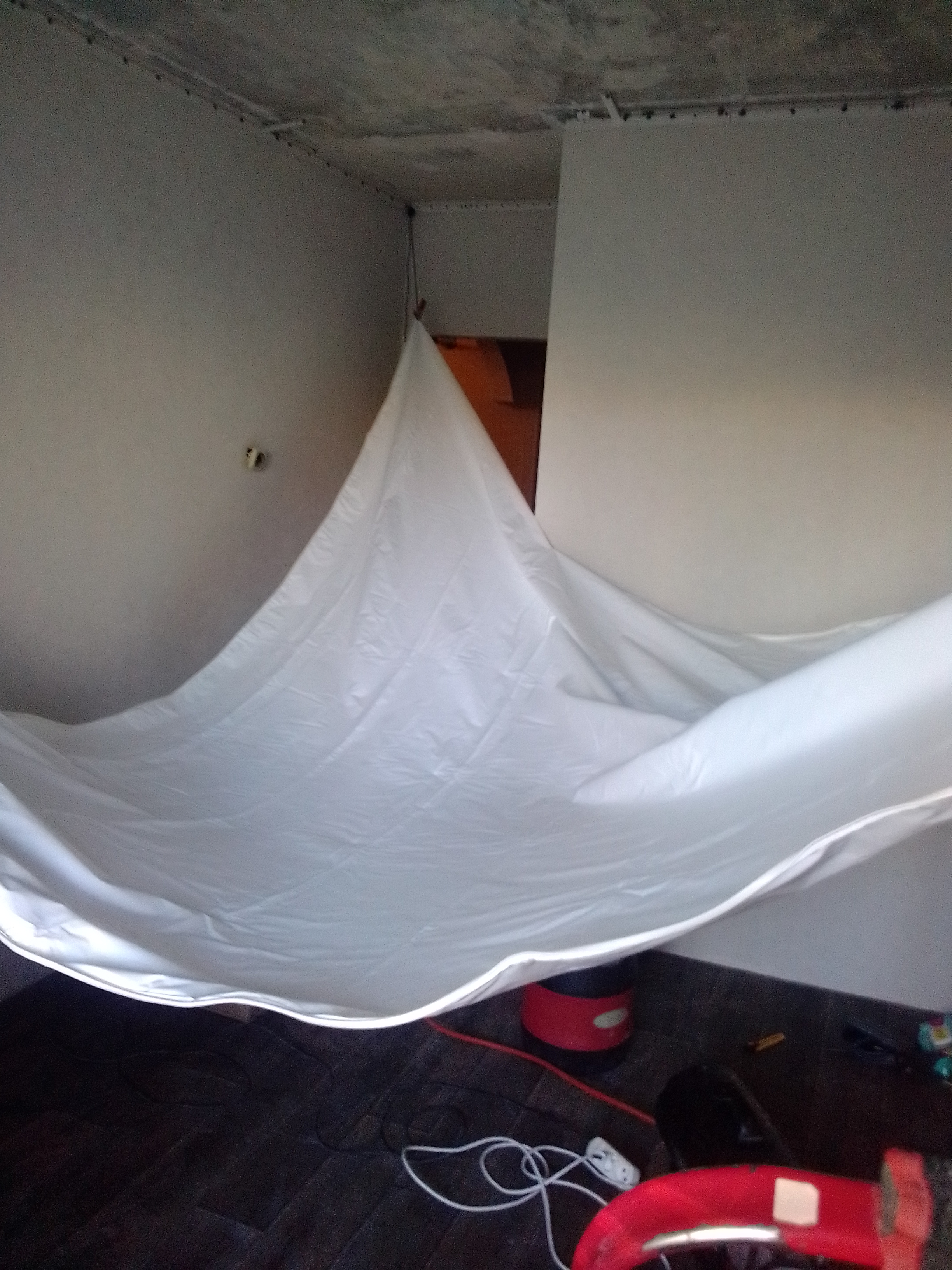 Фото         ...........  