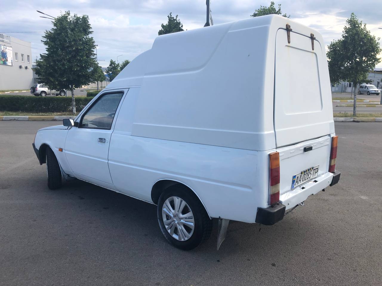 Фото Автомобіль