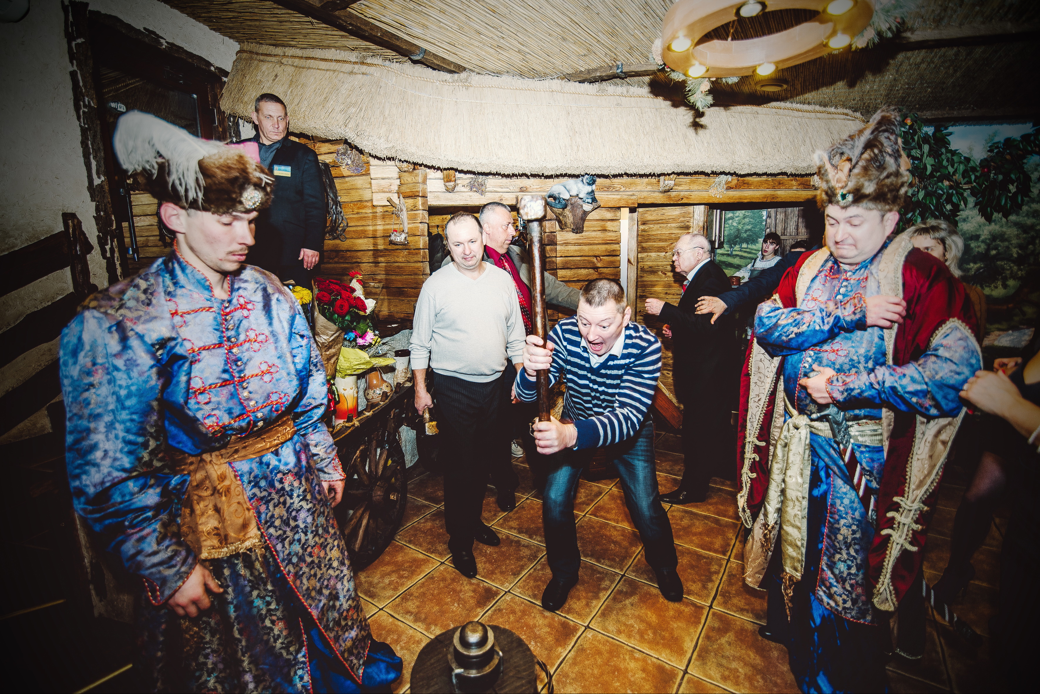 Фото Полтава. День Рождение. Каждый себе выковал брелок на память.