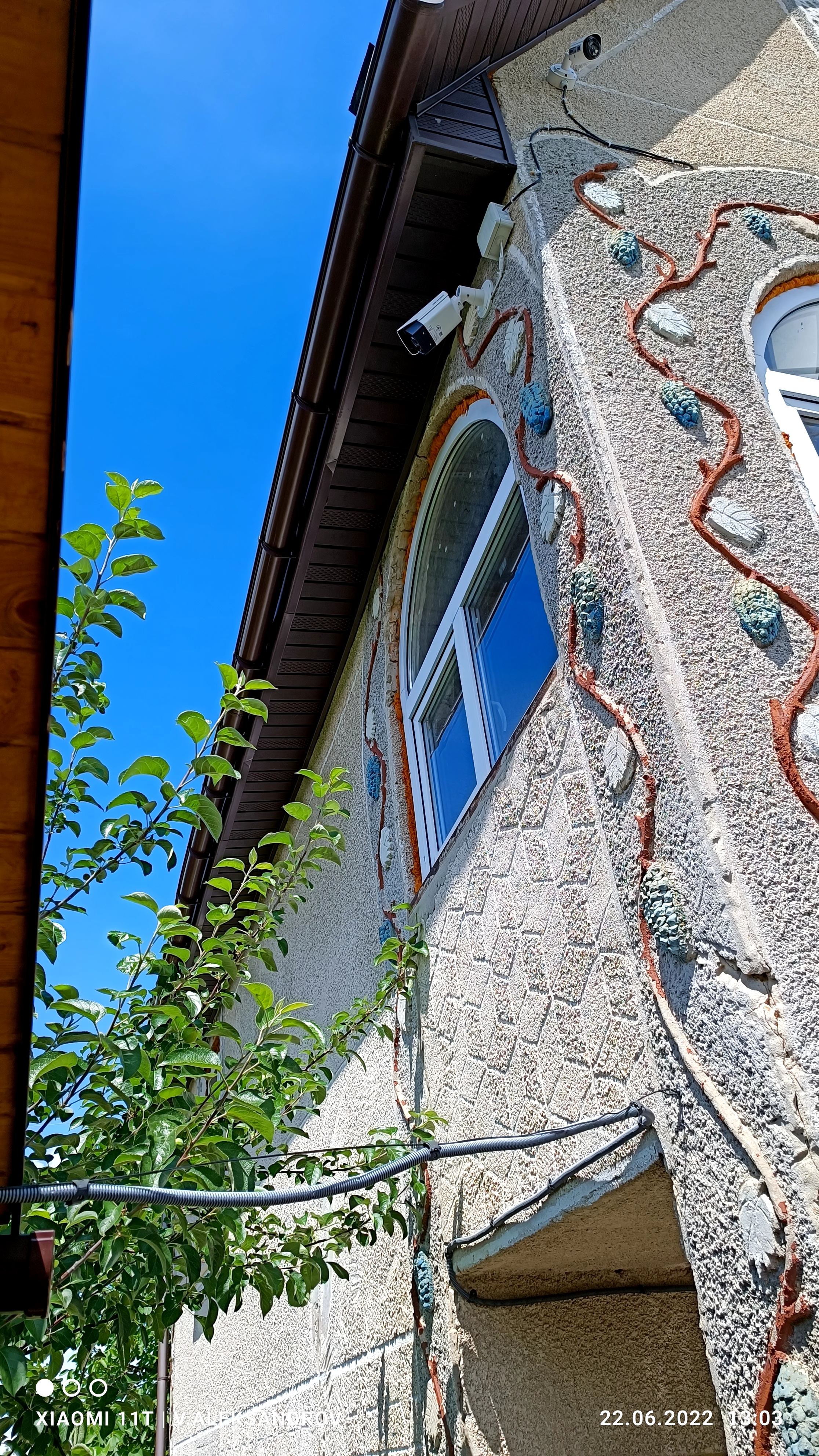 Фото Відеокамера Hikvision