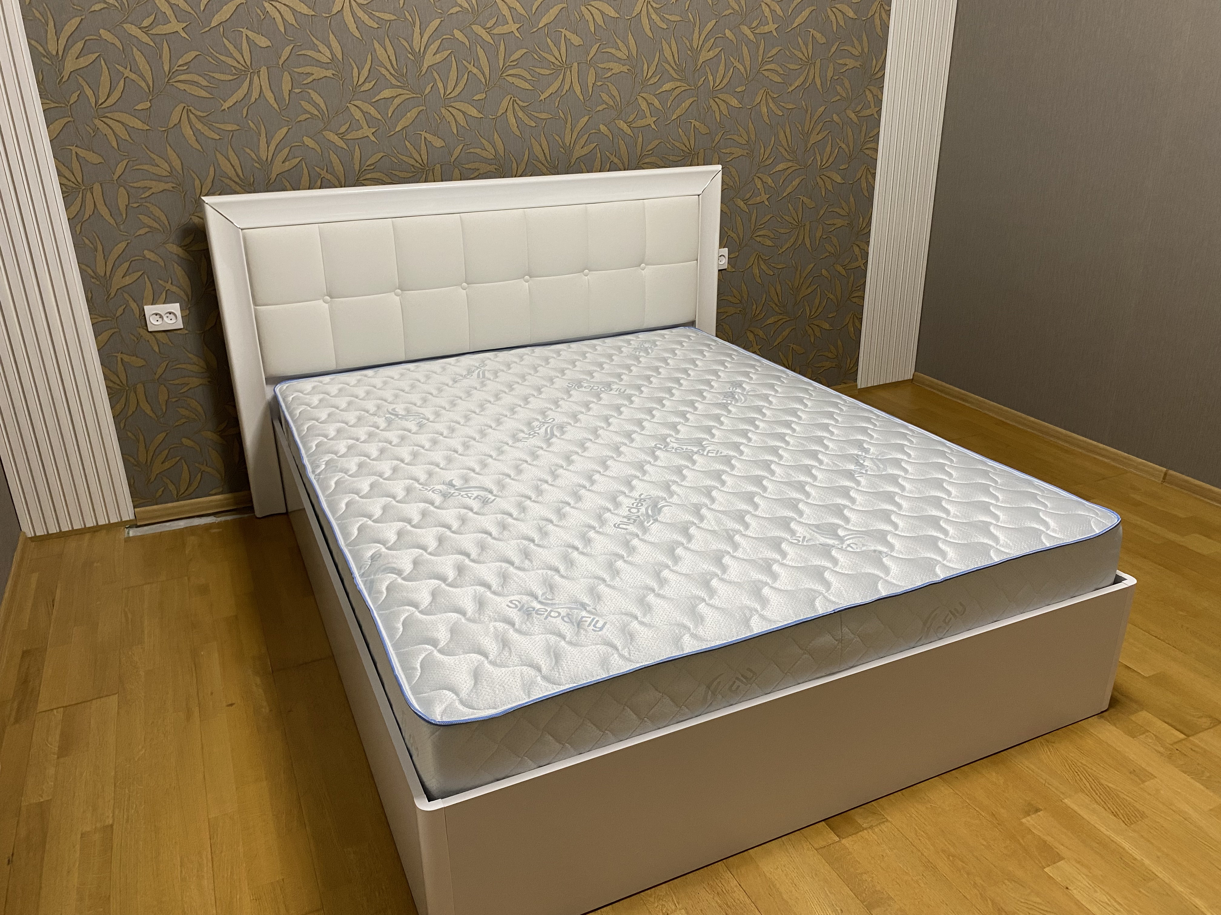 Фото К вашему вниманию есть опыт сборки современной мебели, премиум класса! 