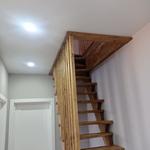 Деревянні сходи на замовлення 