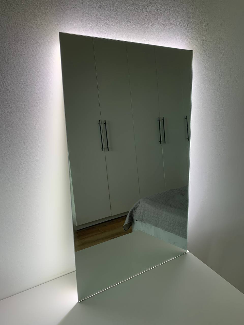 Фото Роблю дзеркала з Led-підсвіткою на замовлення 3