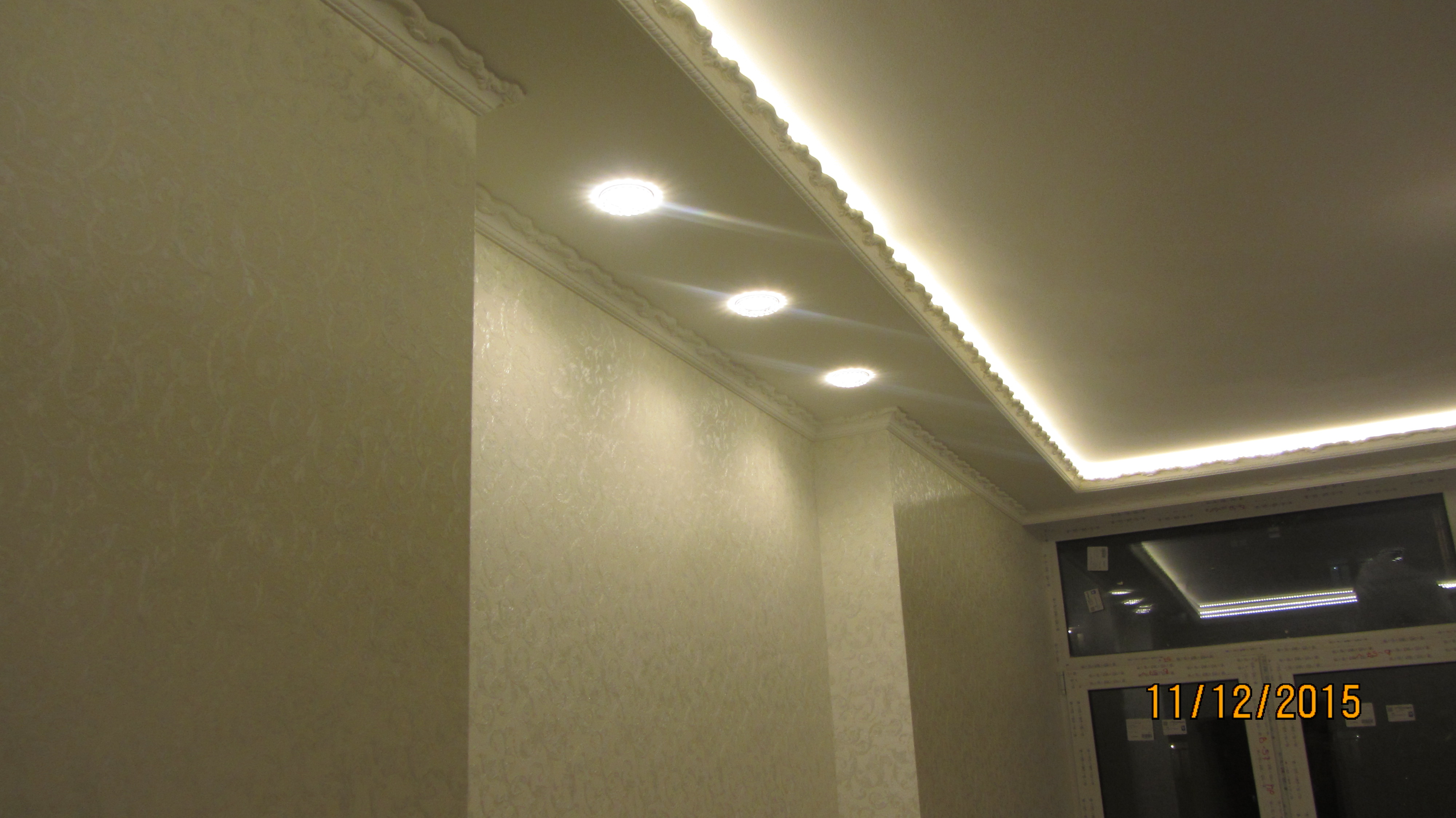 Фото Монтаж светодиодной (LED) ленты. http://kabanchik.com.ua/tasks/item/83728-srochno-nuzhen-elektrik
