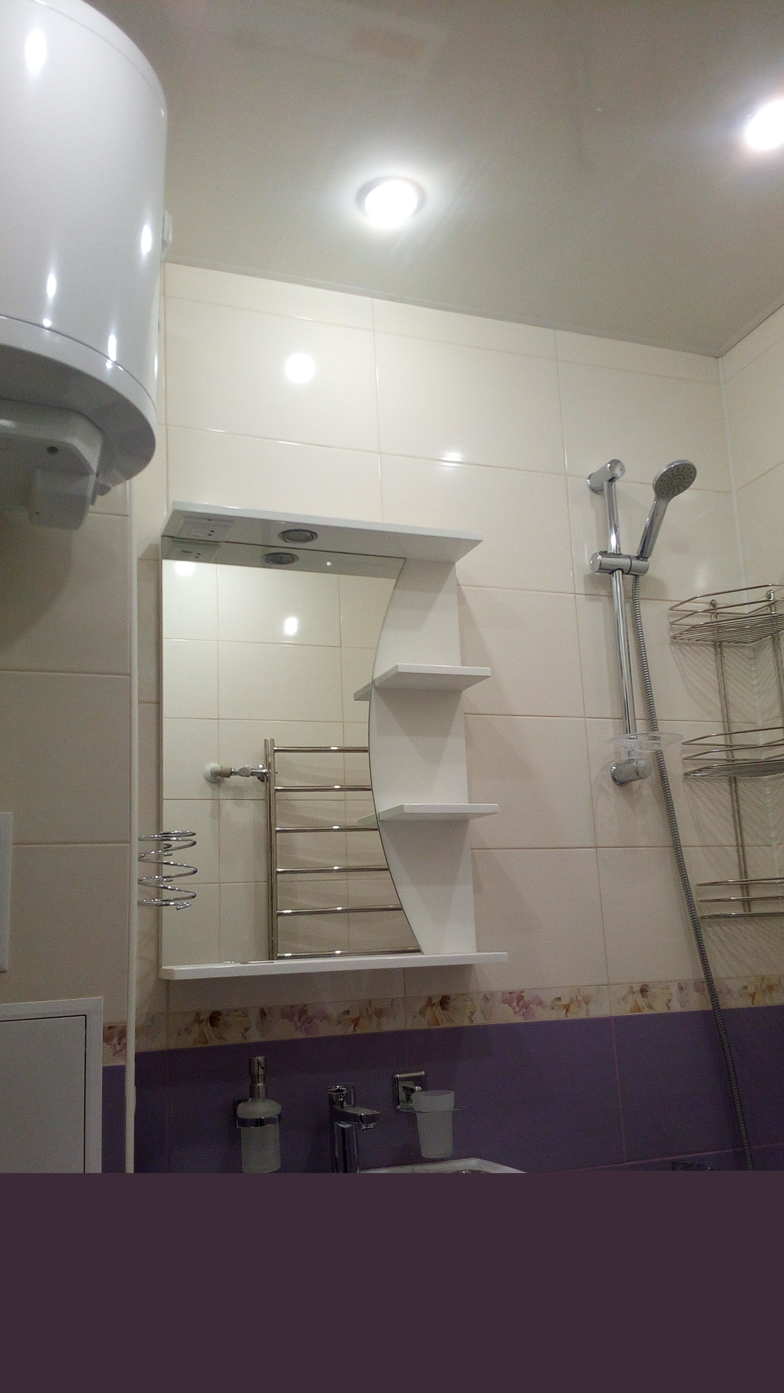 Фото Укладка плитки, установка сантехники, водопровод, канализация, пластик на потолок, уст светильников, монтаж аксессуаров