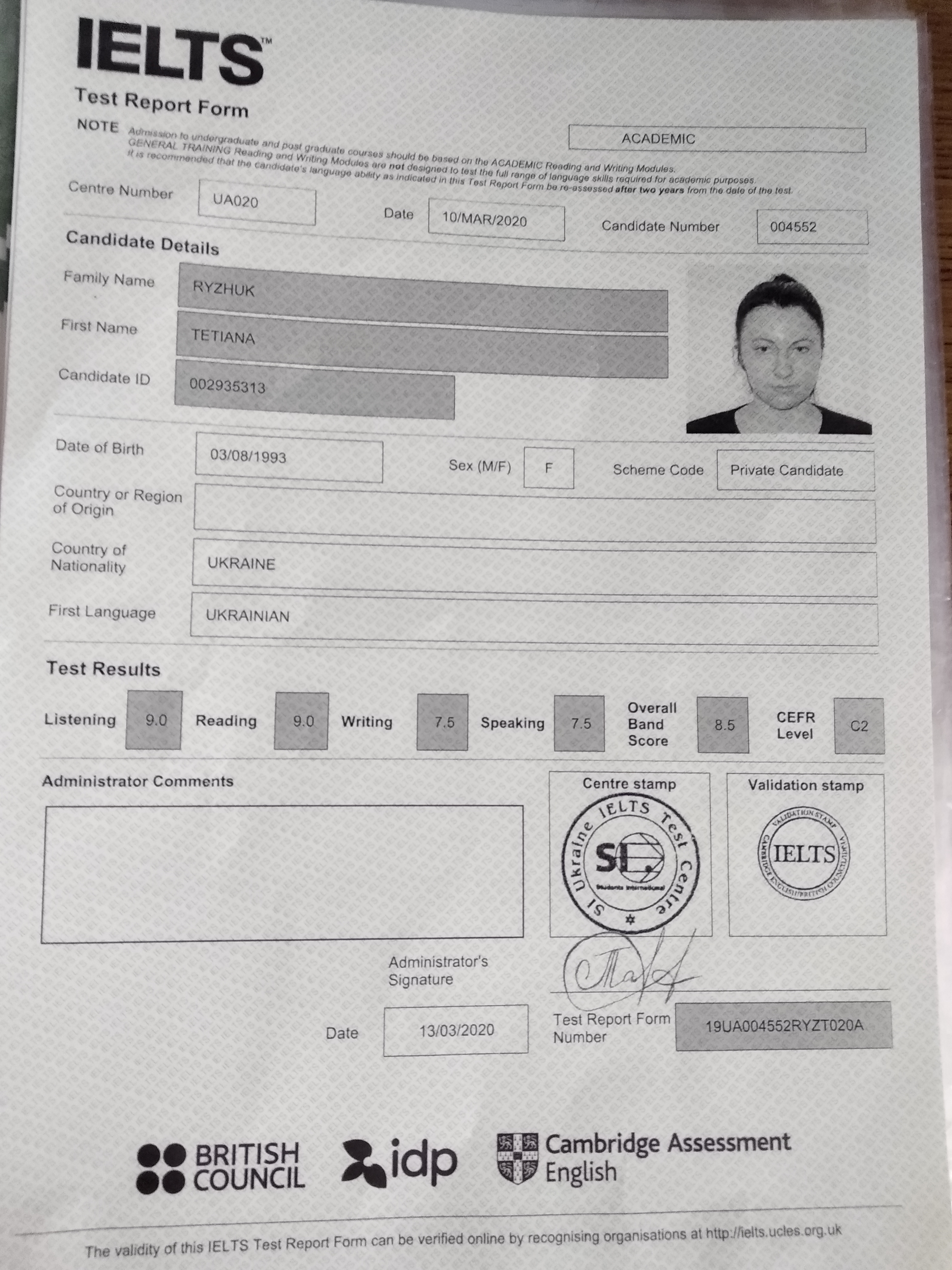 Фото У меня есть сертификат IELTS Academic 8.5. Я знаю структуру экзамена, стратегии и могу разработать для учеников индивидуальную программу подготовки к экзамену. 