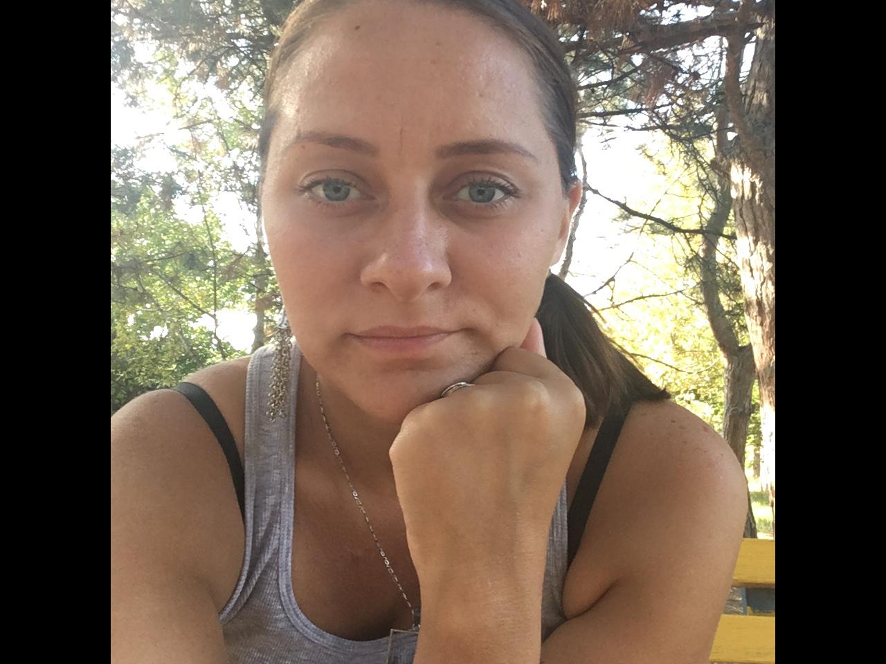 Фото Находите почаще время, чтобы выбраться на природу. Даже ненадолго, в ближайший парк, к реке, пройдитесь пешком, обнимите дерево, дайте организму регулярно возможность восстановить себя естественным образом, почувствуйте связь с природой.