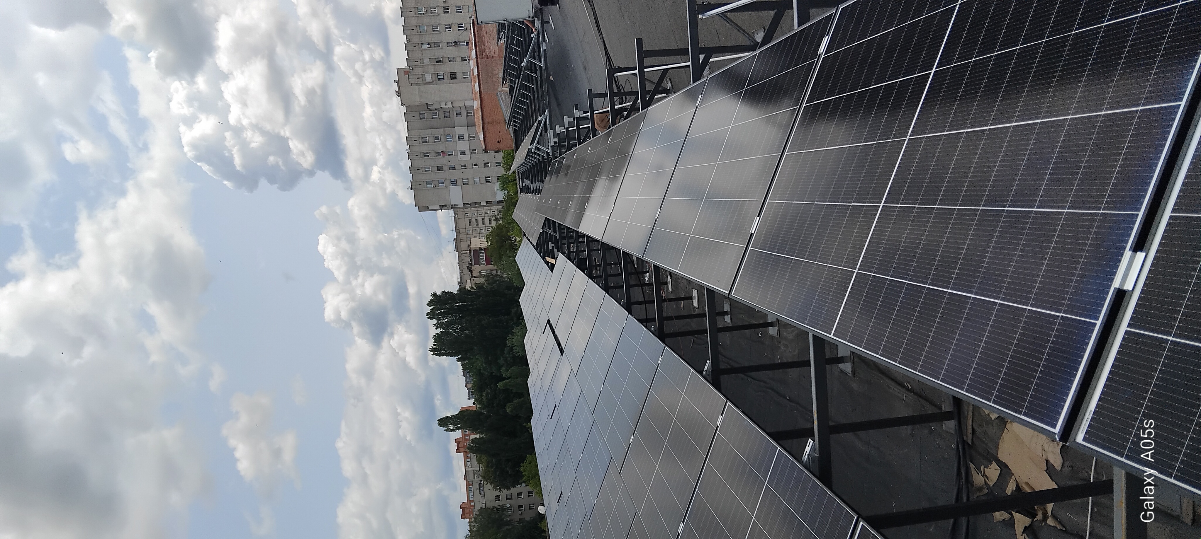 Фото Монтаж панелей на підприємстві 