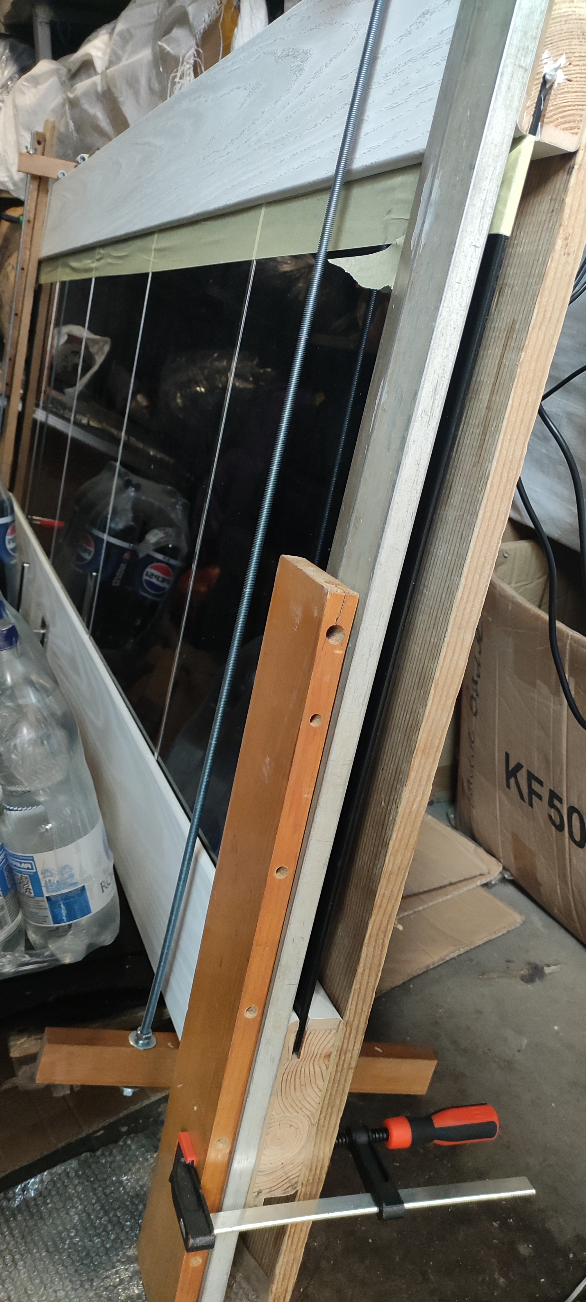 Фото переклеювання невдало склеєних іншим виконавцем дверей