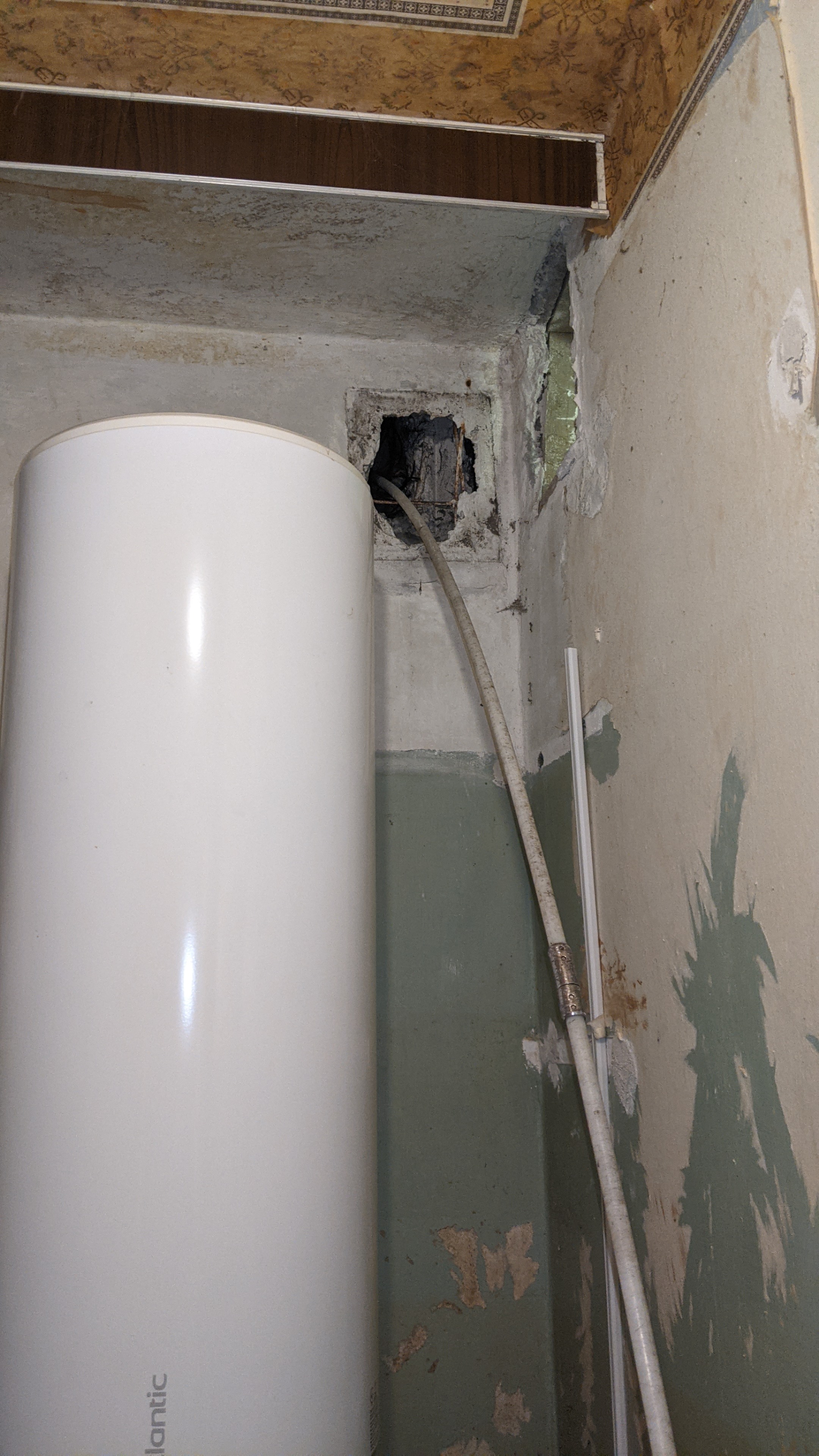 Фото Чистка каналу витяжки