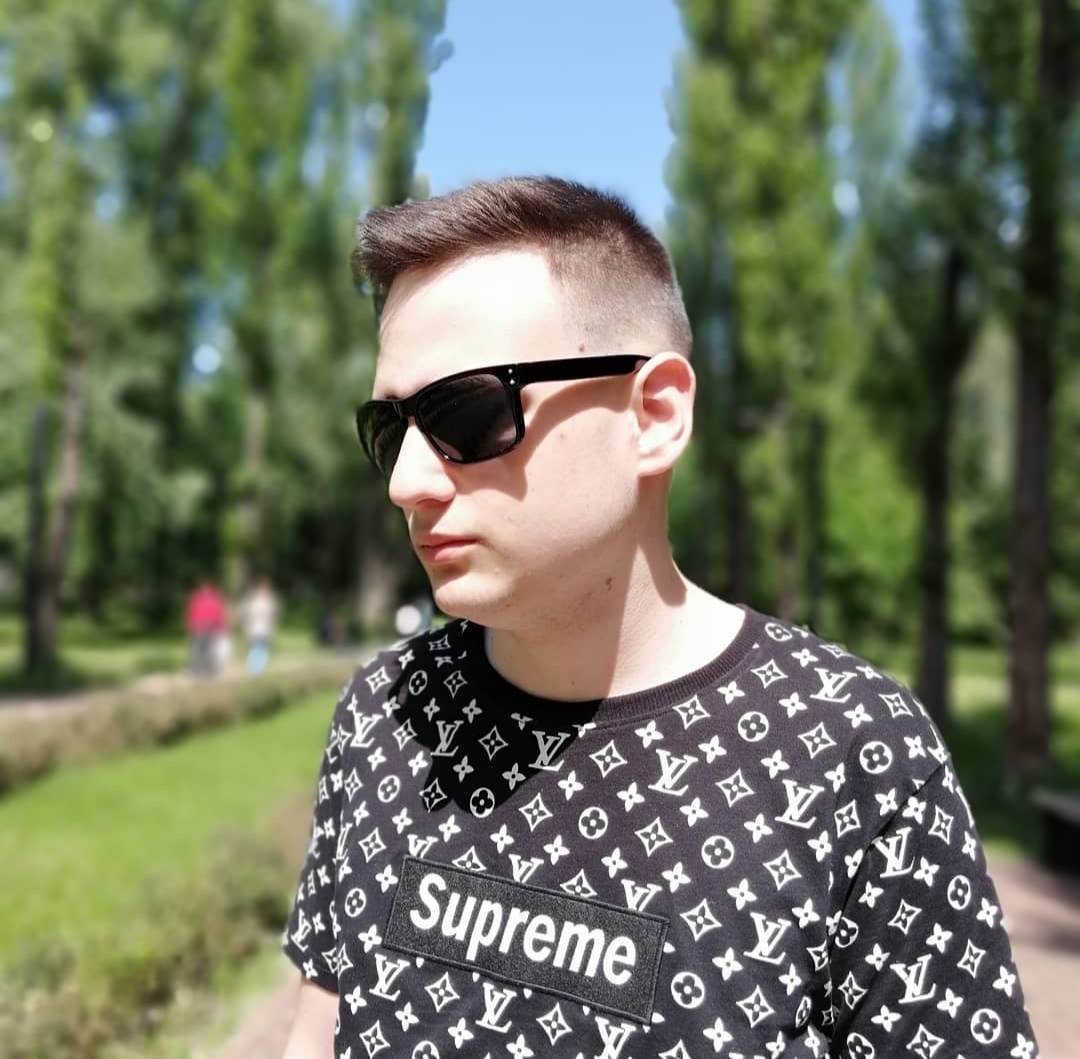 Фото Чоловіча стрижка
