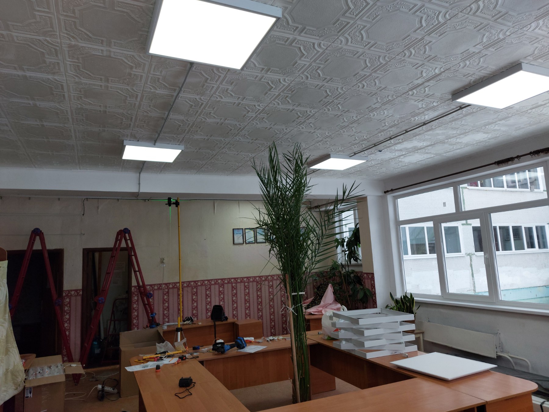 Фото встановлення світлодіодних світильників 