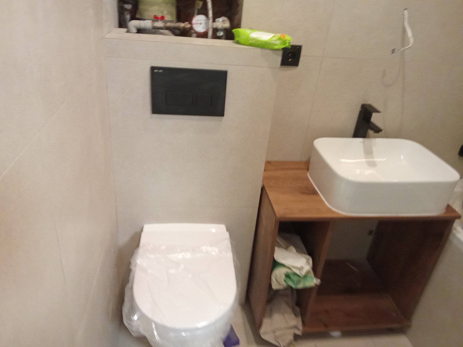 Фото Монтаж унітазу 