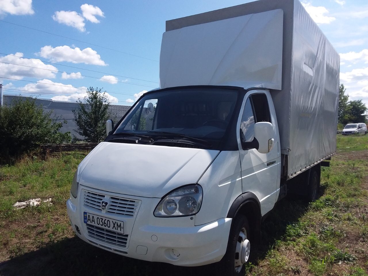 Фото ГАЗели с тентом 4.2х2.3х2 (20 м3) 1