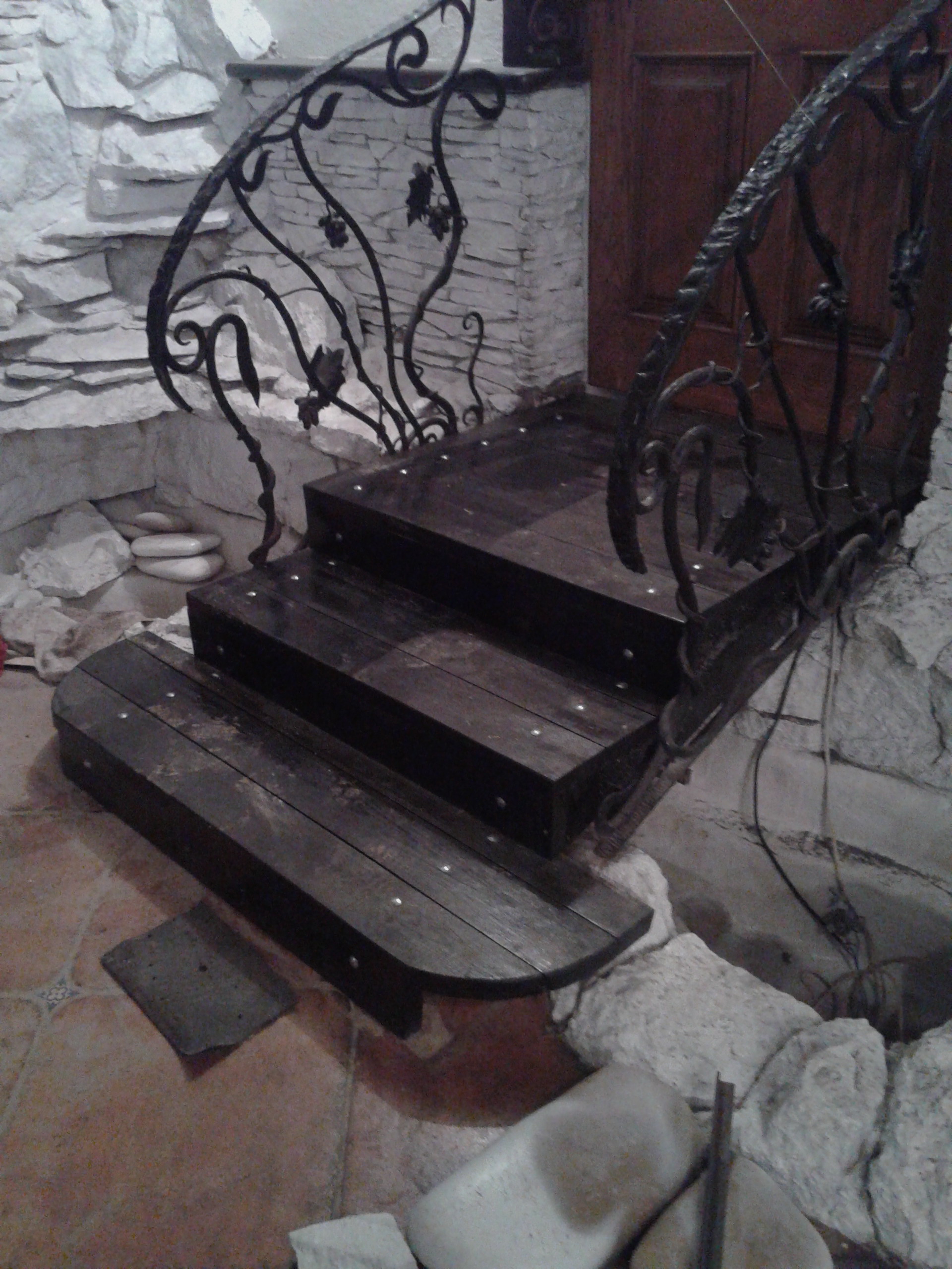 Фото Сделать деревянные ступеньки