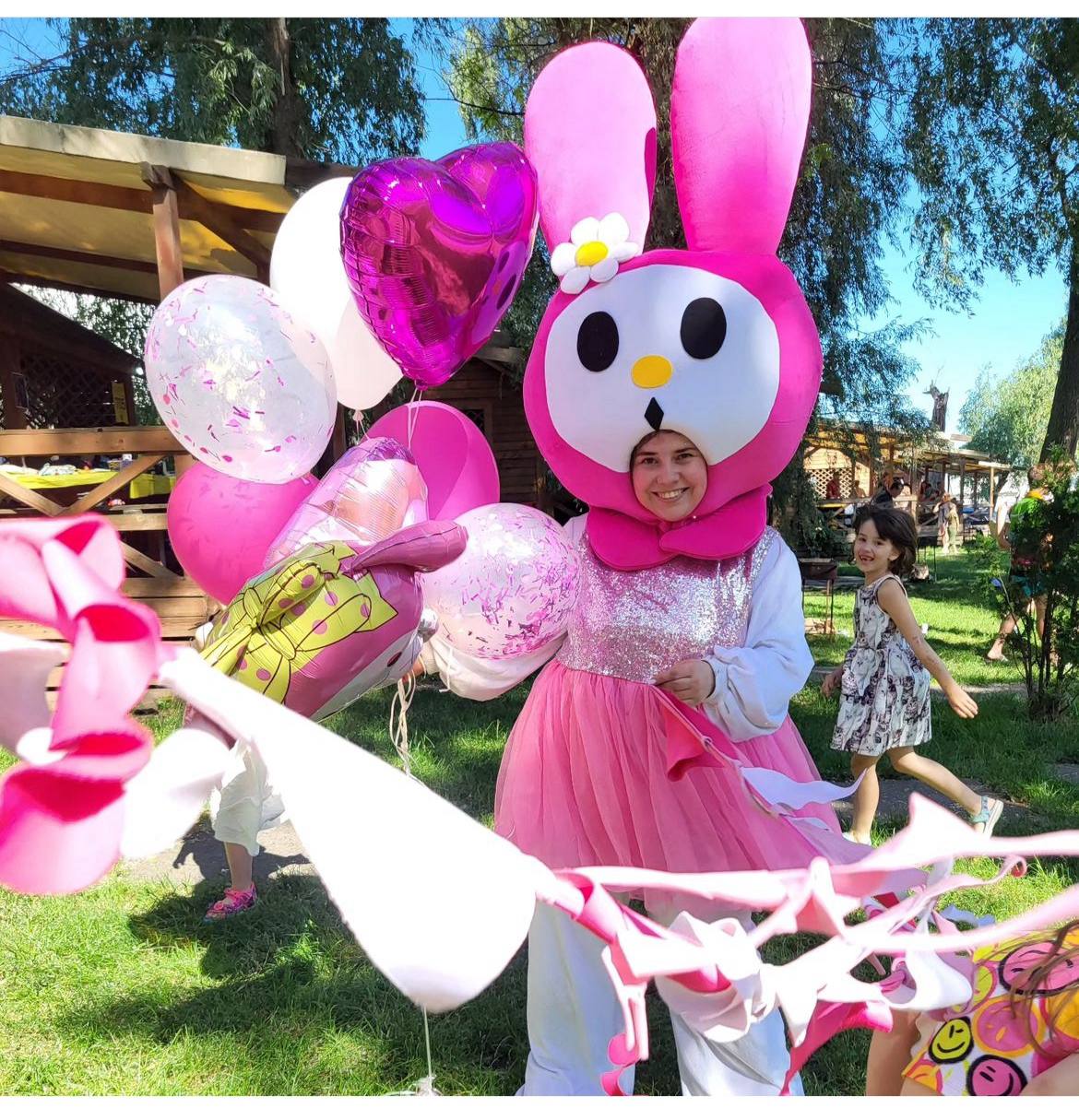 Фото Тематика Хелоу Кітті, є 3 популярні образи Кітті, Мелоді та Куромі 