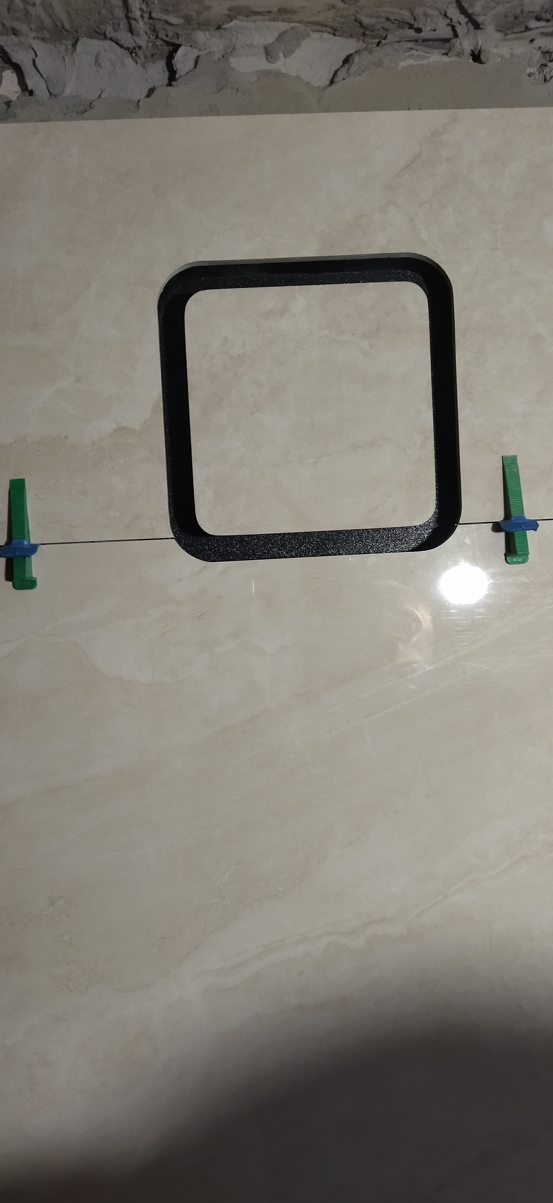 Фото витяжка скритого монтажу