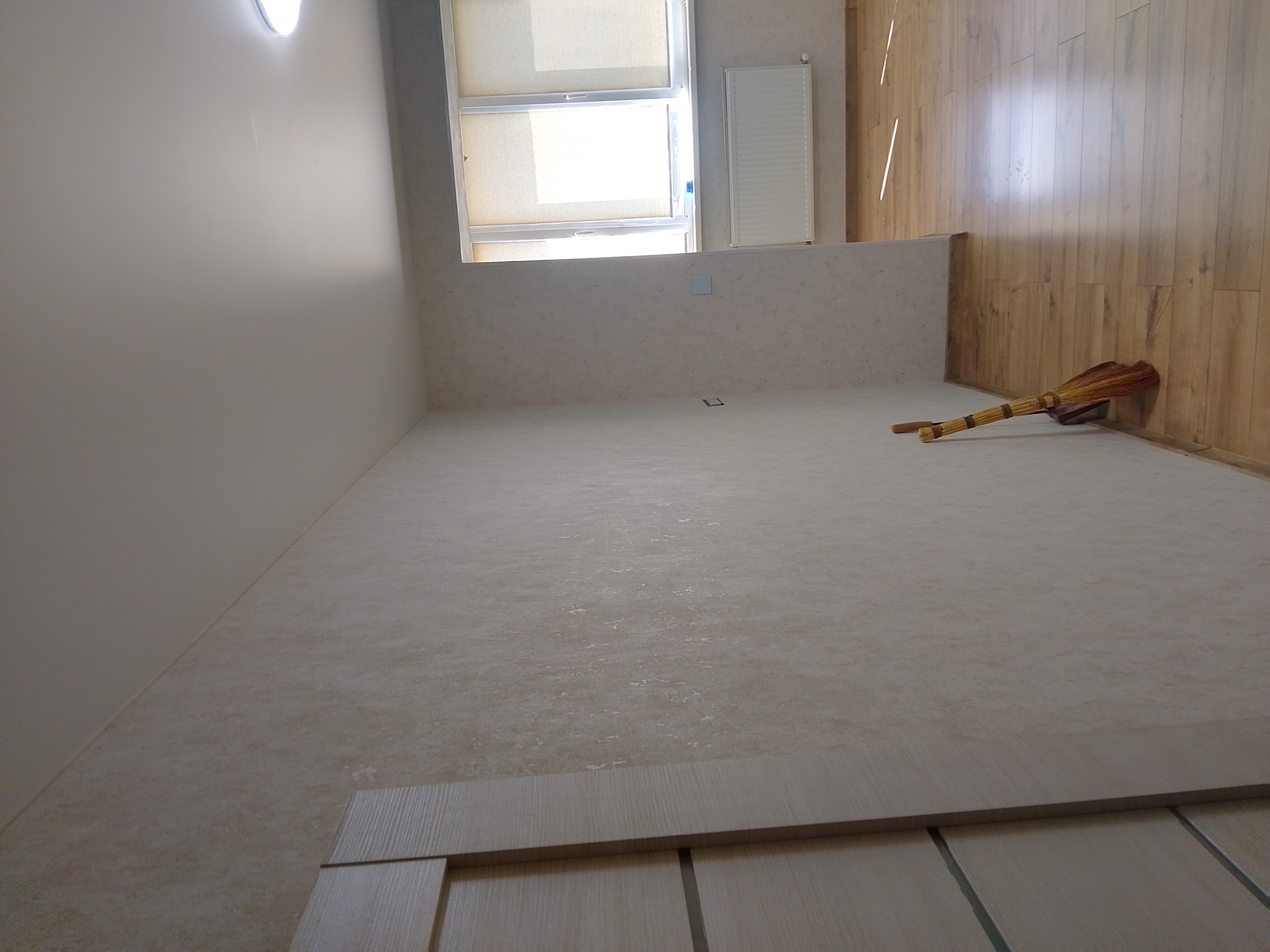 Фото поклейка шпалер 