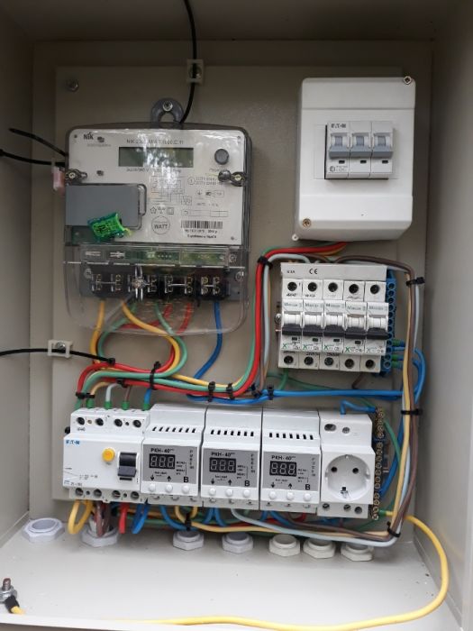 Фото Монтаж щитка 380v с счетчиком