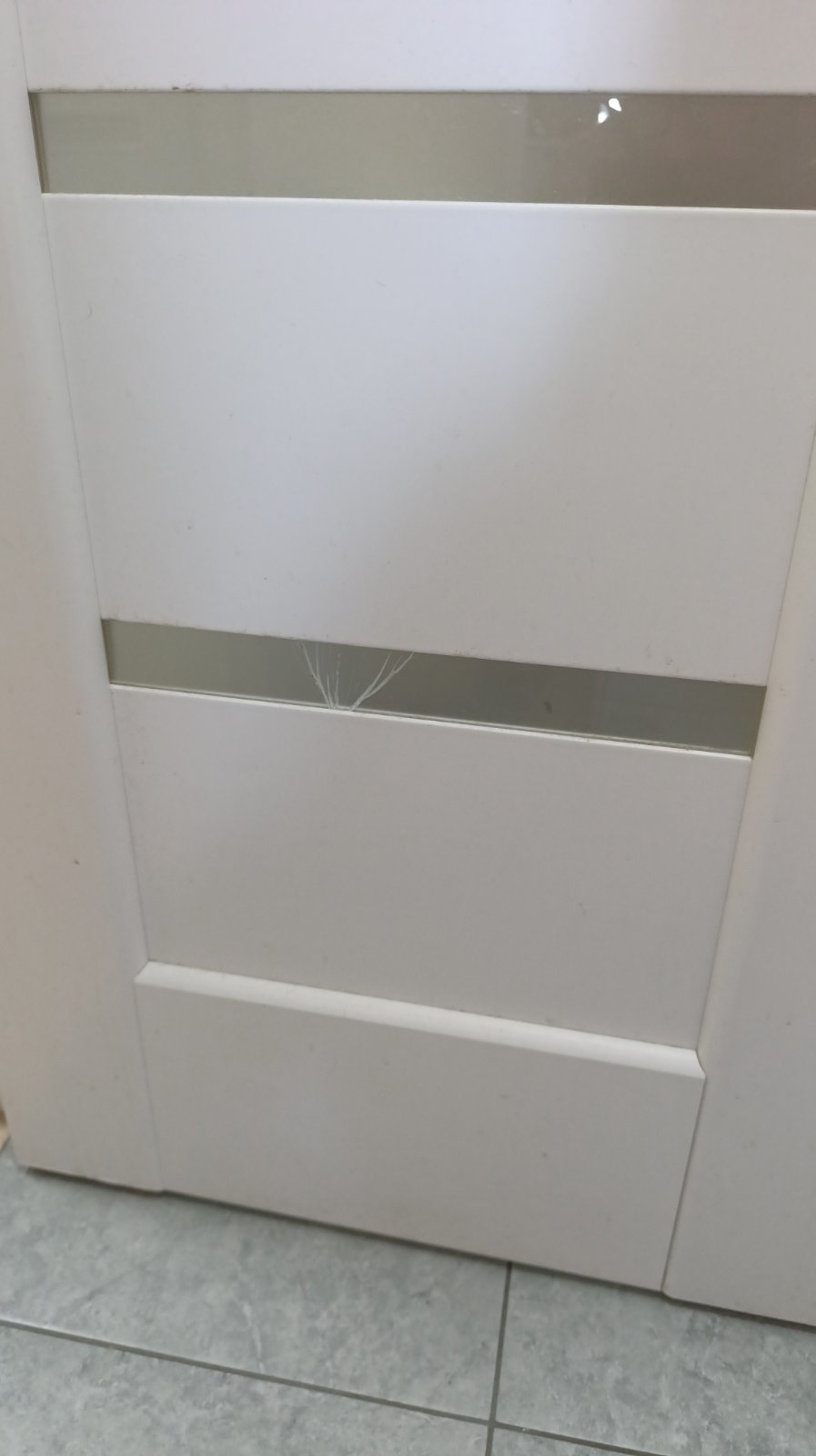 Фото заміна скла в міжкімнатних дверях.