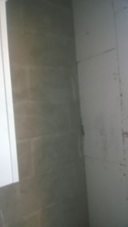 Фото Новостройке  . Утепление балкона пенопластом внутри. Устройство откосов . 