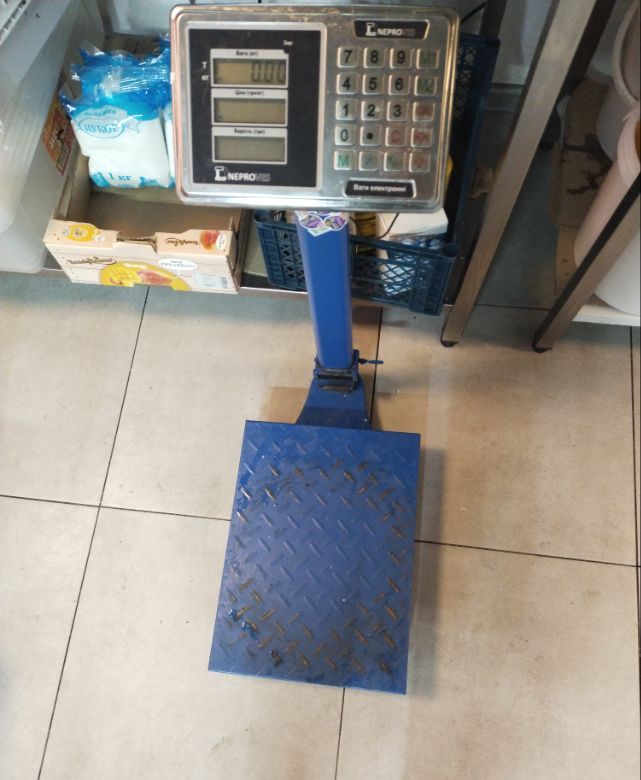 Фото ремонт кнопки включення, заміна роз'єму живлення