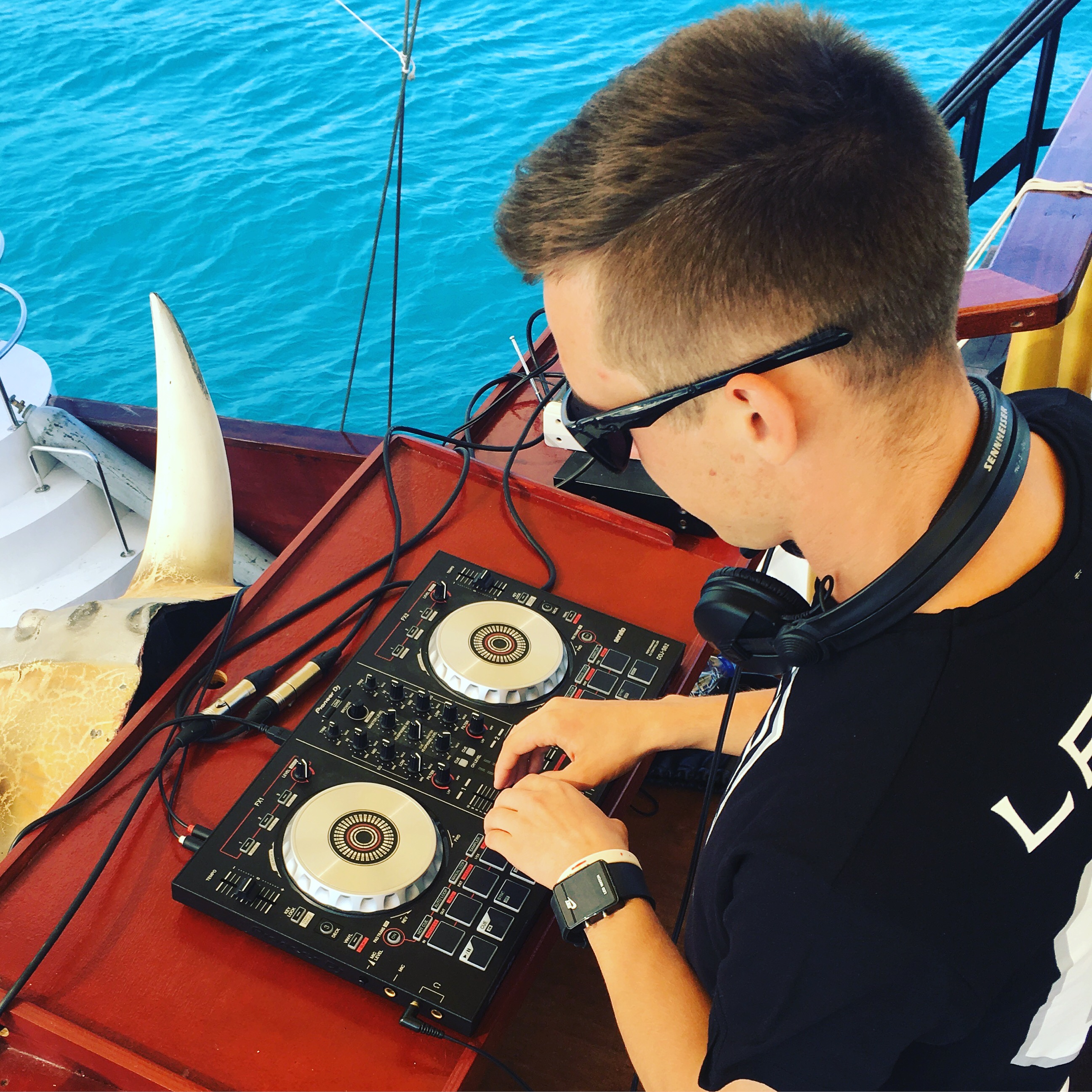 Фото DJ for Events,Clubs and More
